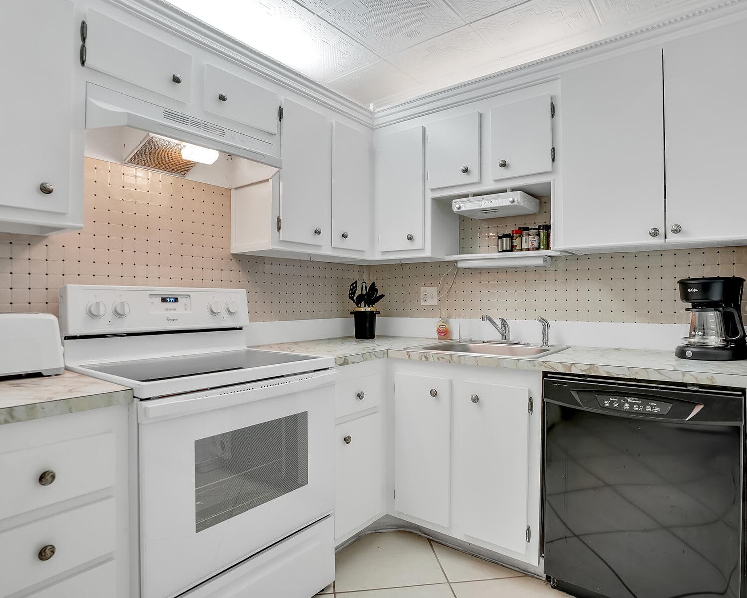 2061 NW 47th Terrace 103, Lauderhill, FL 33313 — photo 11 of 22