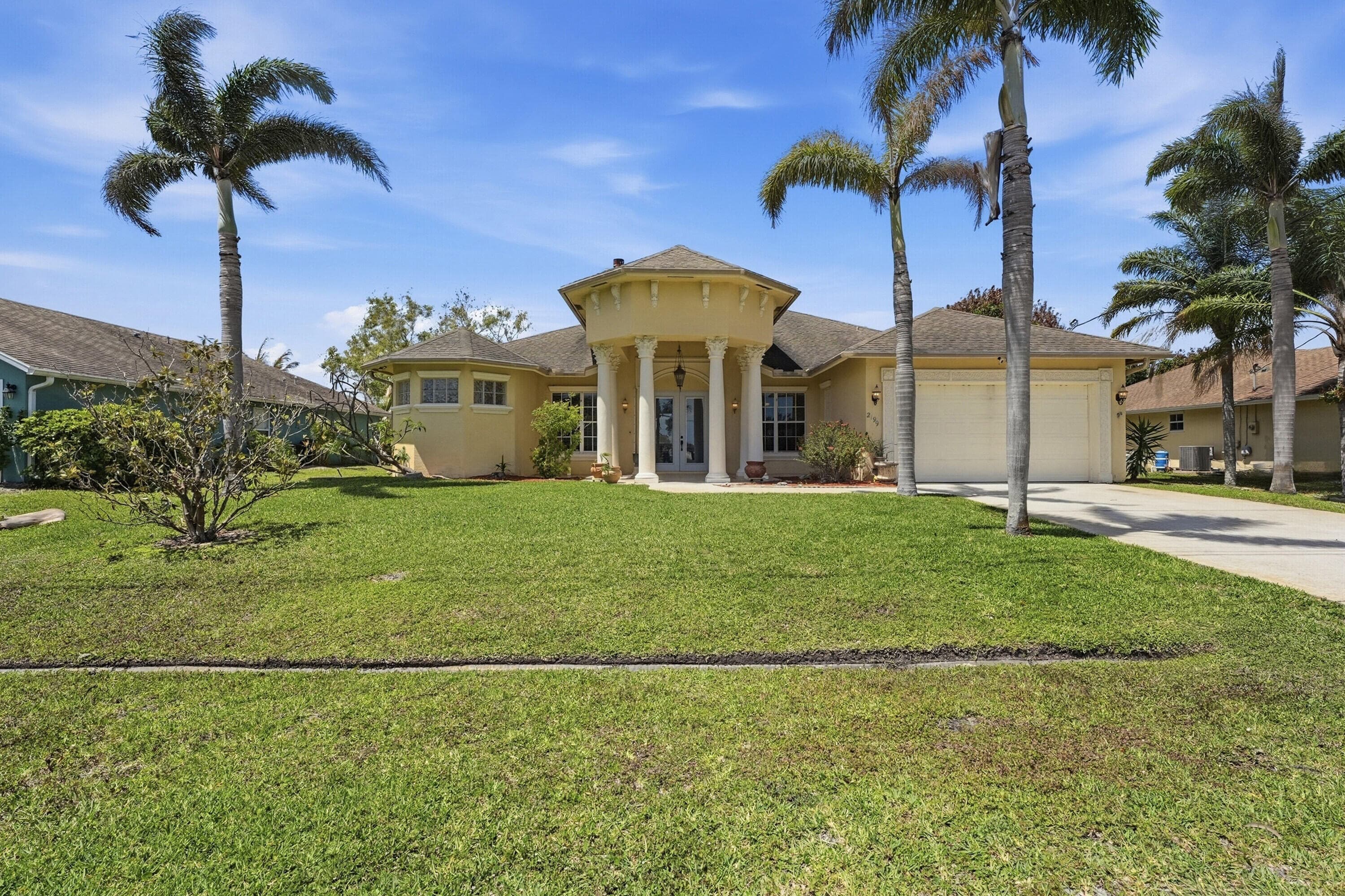 2199 SE Heathwood Circle, Port St. Lucie, FL 34952 — photo 1 of 49