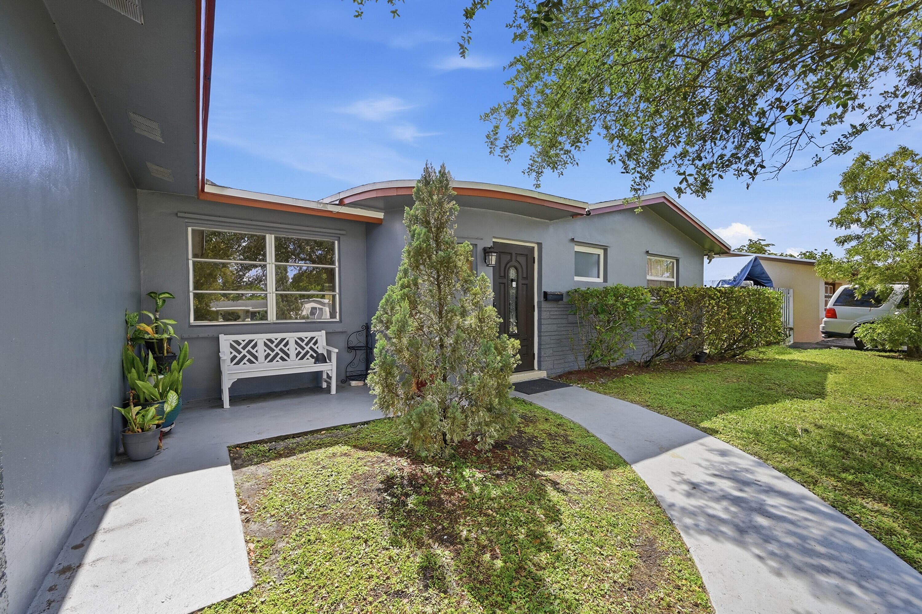 2350 NW 60th Avenue, Sunrise, FL 33313 — photo 2 of 30