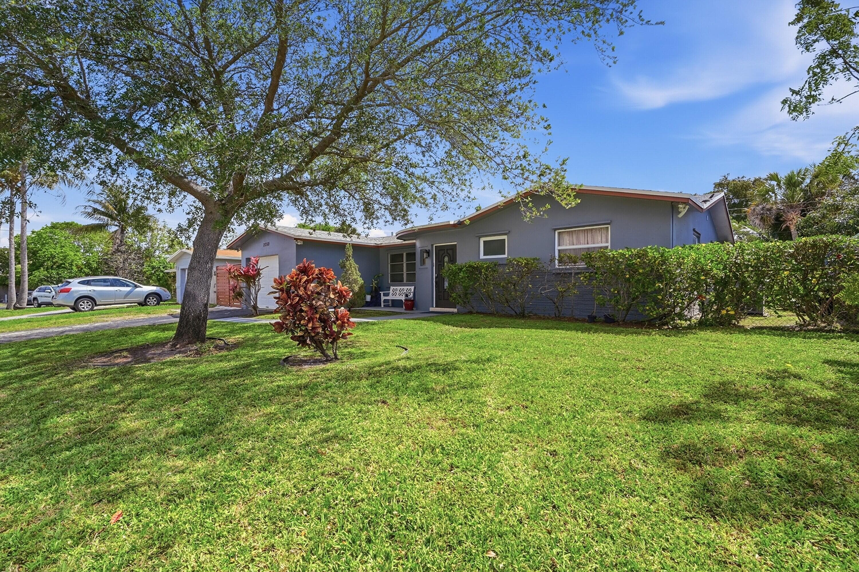 2350 NW 60th Avenue, Sunrise, FL 33313 — photo 3 of 30