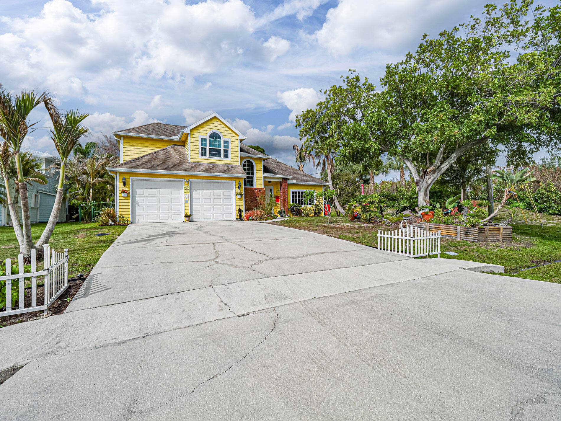 1226 SE Coral Reef Street, Port St. Lucie, FL 34983 — photo 3 of 74
