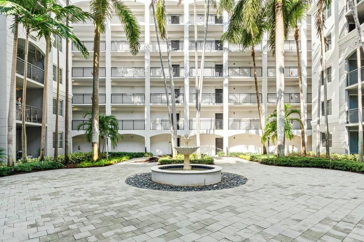 1690 Renaissance Commons Boulevard 1125, Boynton Beach, FL 33426 — photo 24 of 37