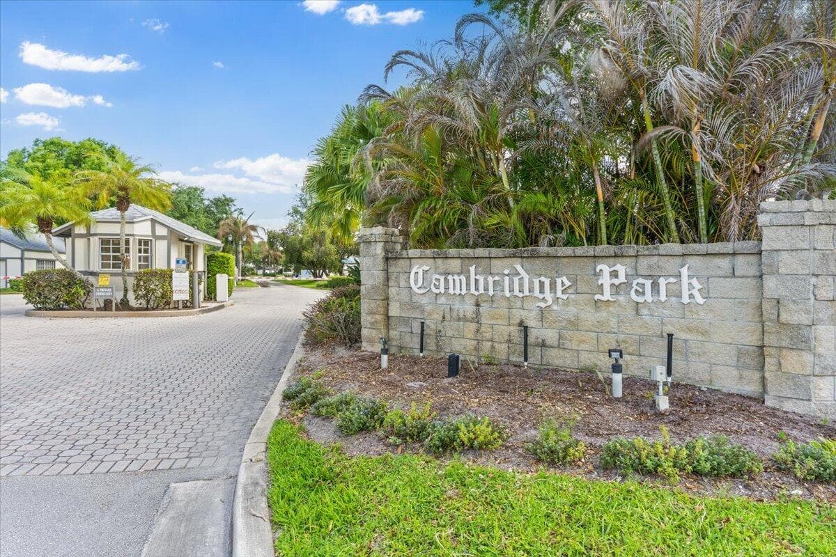 1970 Westhampton Court, Vero Beach, FL 32966 — photo 28 of 36