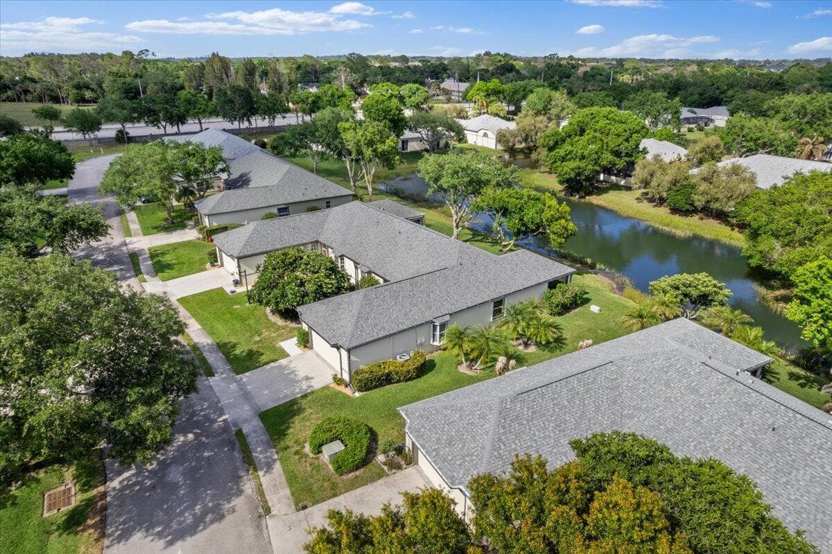 1970 Westhampton Court, Vero Beach, FL 32966 — photo 32 of 36