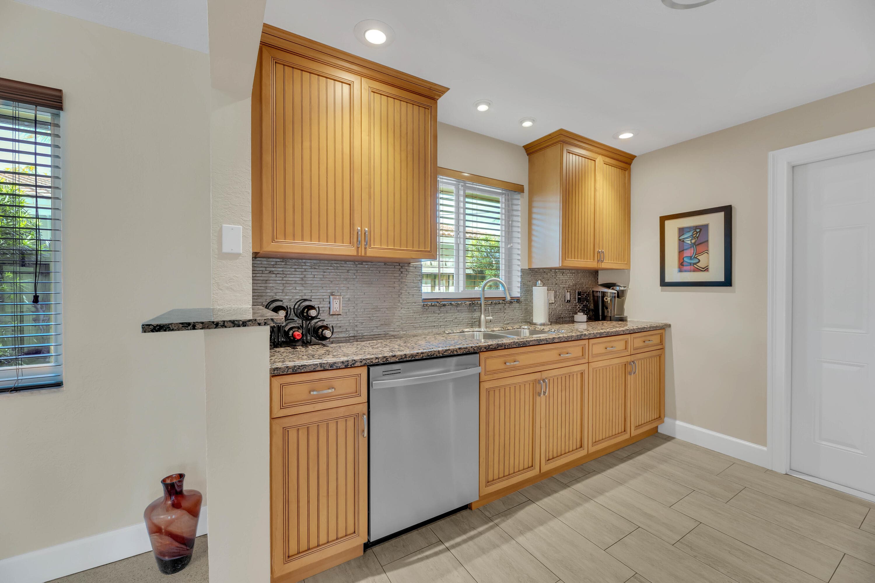 2401 NE 17th Terrace, Wilton Manors, FL 33305 — photo 10 of 31