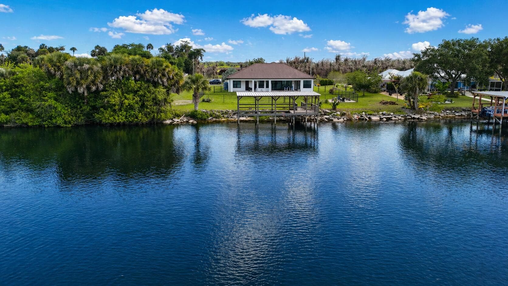 13360 Us-441, Okeechobee, FL 34974 — photo 3 of 22