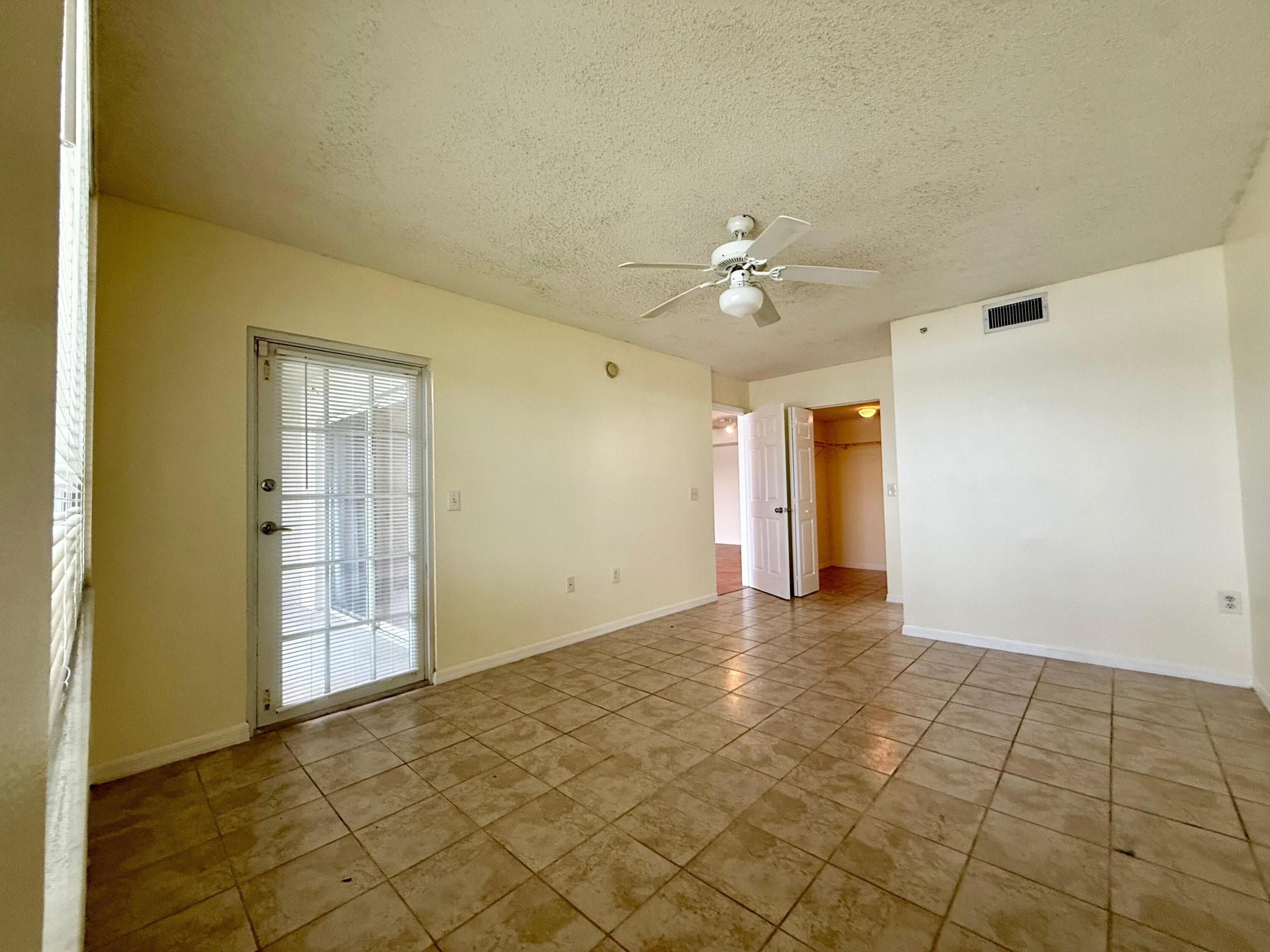 5065 Wiles Road 204, Coconut Creek, FL 33073 — photo 12 of 14