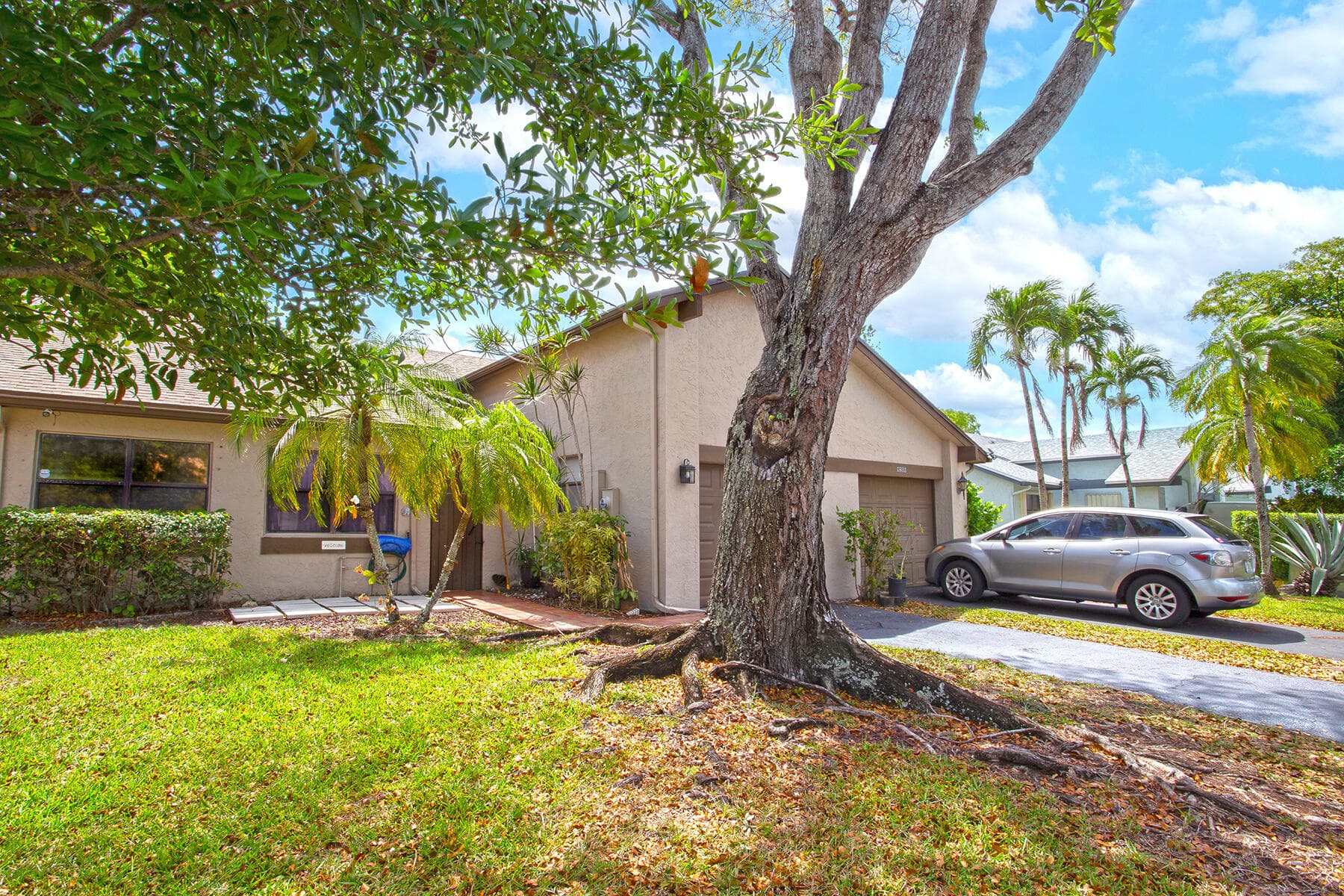 8202 NW 100th Drive, Tamarac, FL 33321 — photo 3 of 53