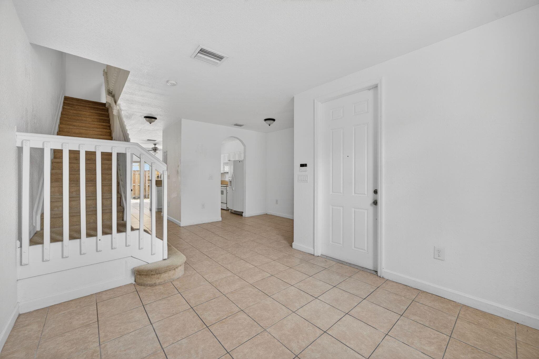 1575 NE 33rd Avenue Unit 105, Homestead, FL 33033 — photo 5 of 40