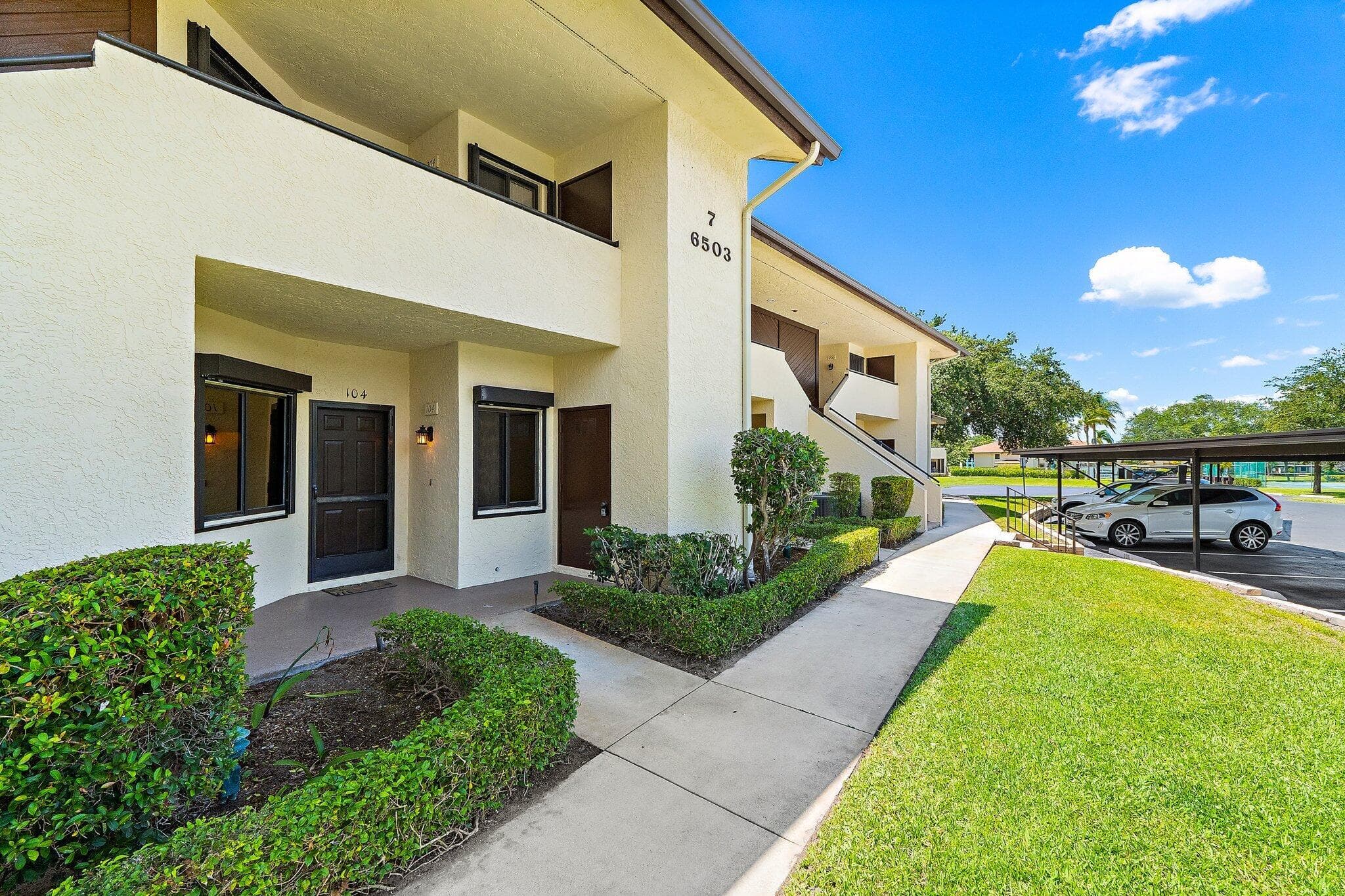 6503 SE Williamsburg Drive 104, Hobe Sound, FL 33455 — photo 25 of 31