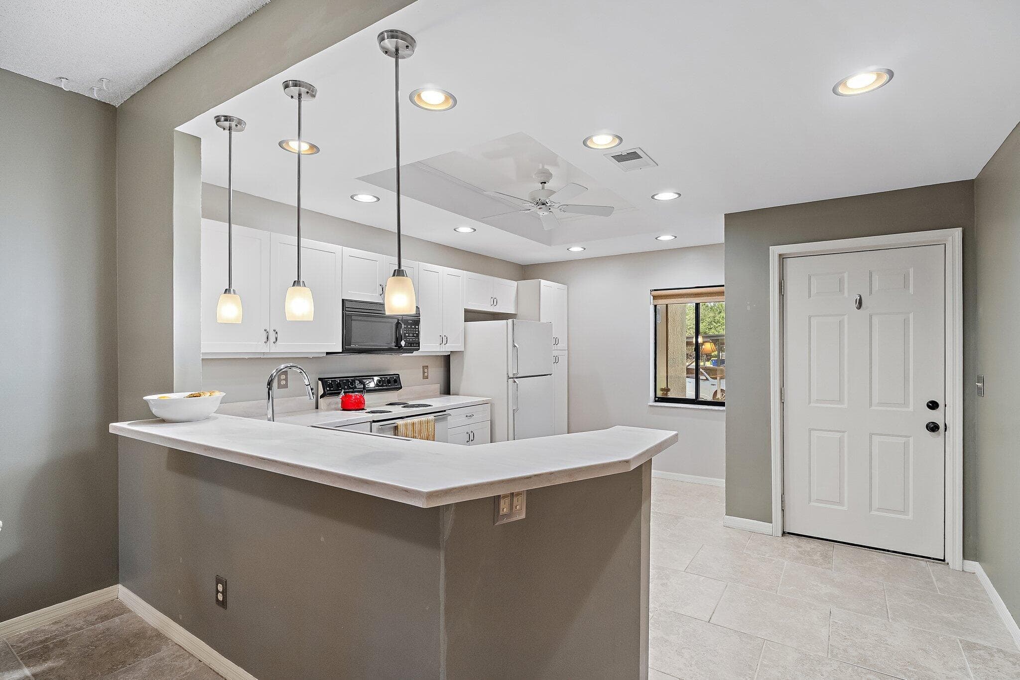 6503 SE Williamsburg Drive 104, Hobe Sound, FL 33455 — photo 2 of 31