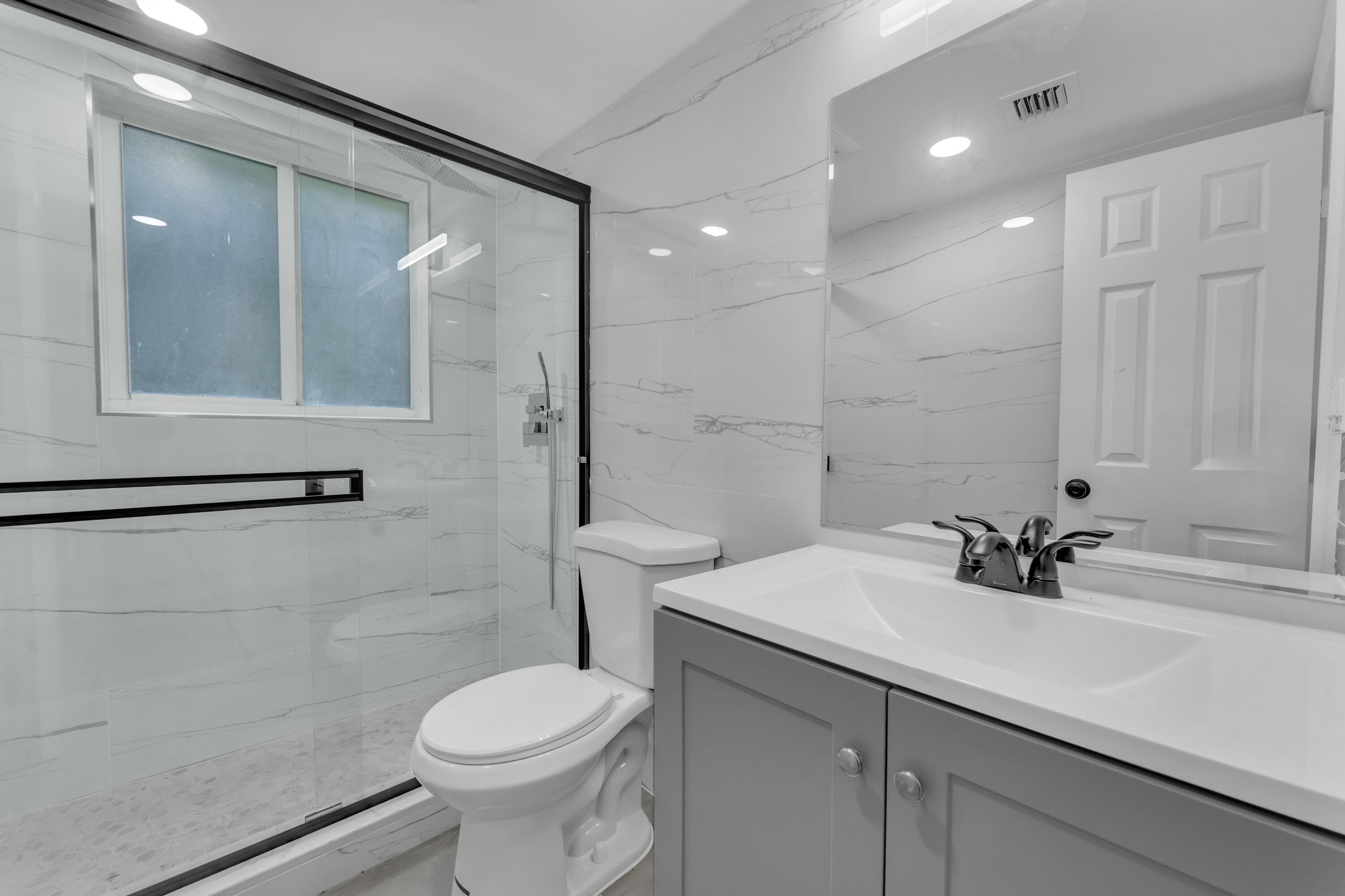 381 SE 15th Avenue 1, Deerfield Beach, FL 33441 — photo 16 of 19