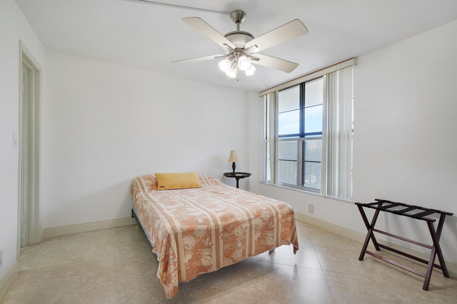 8 Royal Palm Way 401, Boca Raton, FL 33432 — photo 14 of 31