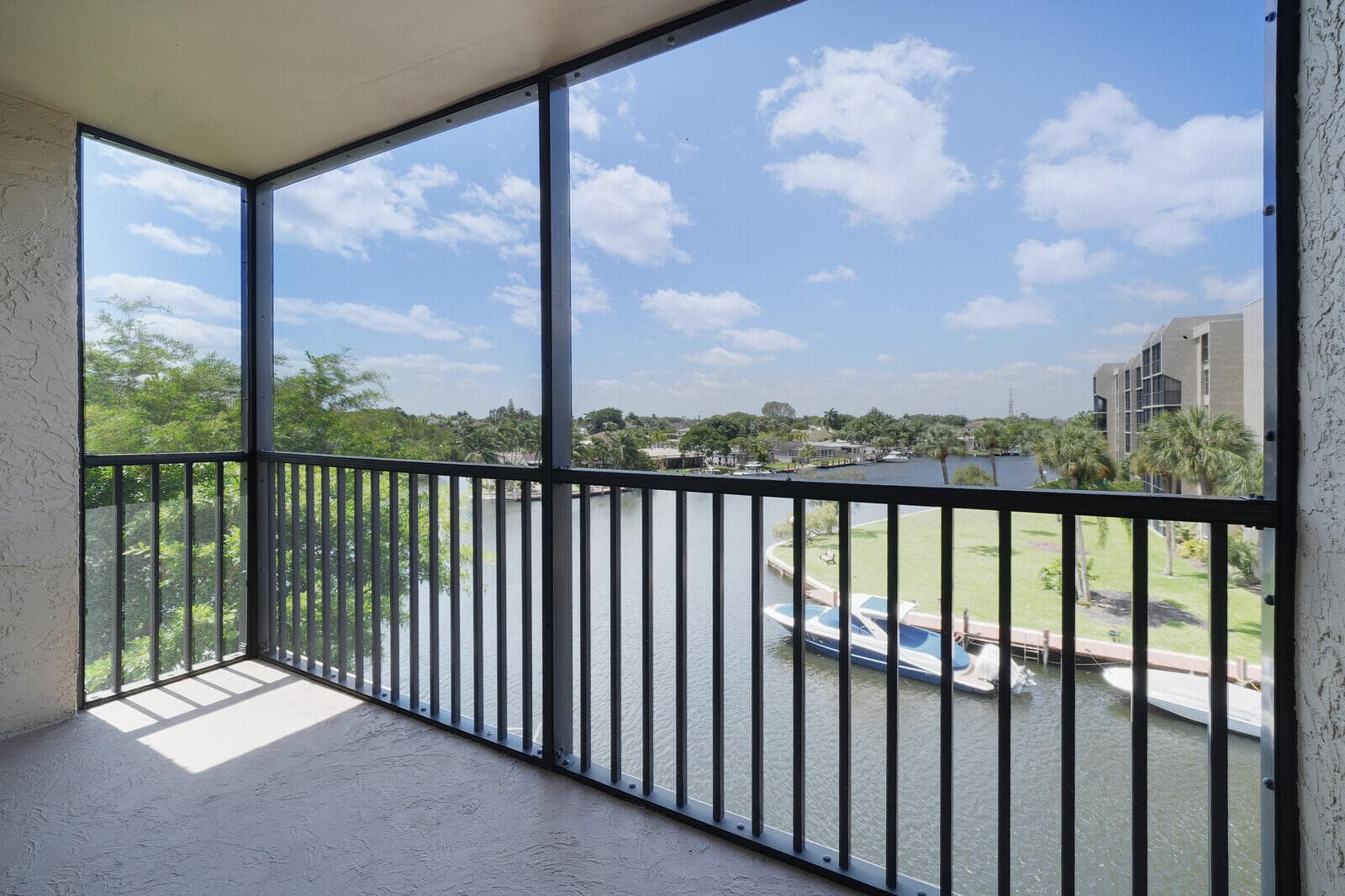 8 Royal Palm Way 401, Boca Raton, FL 33432 — photo 17 of 31
