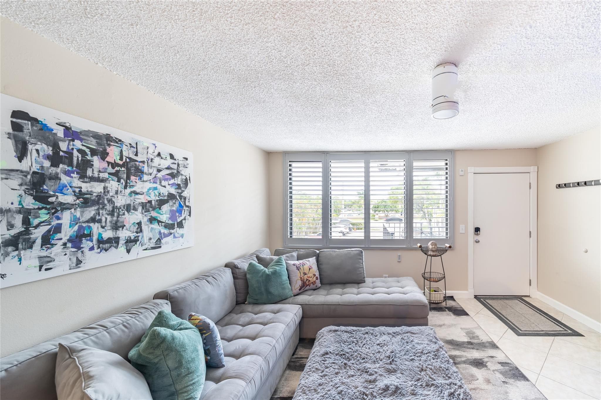 1901 N Andrews Avenue 206, Wilton Manors, FL 33311 — photo 4 of 28