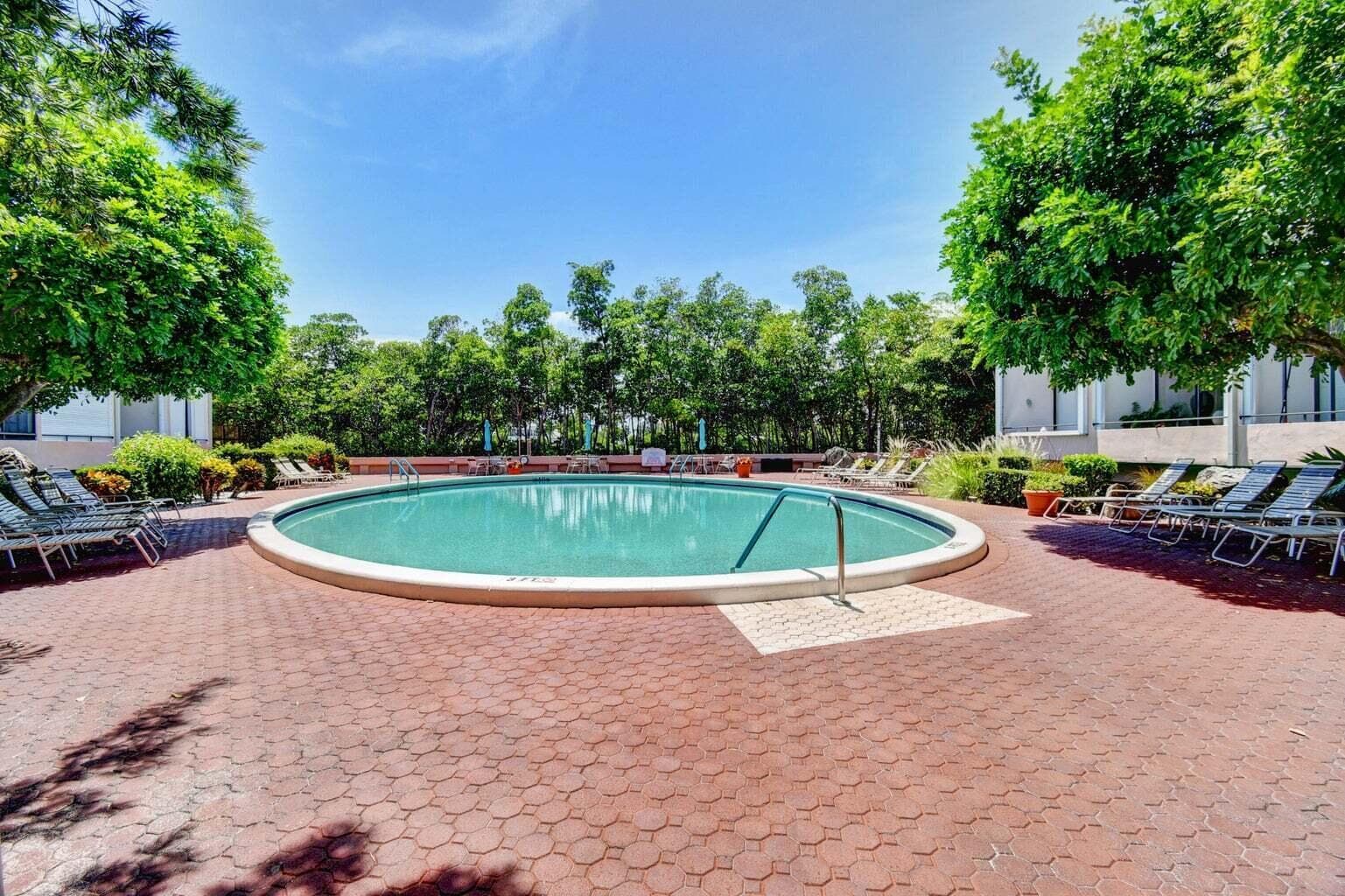 3589 S Ocean Boulevard 512, South Palm Beach, FL 33480 — photo 41 of 52