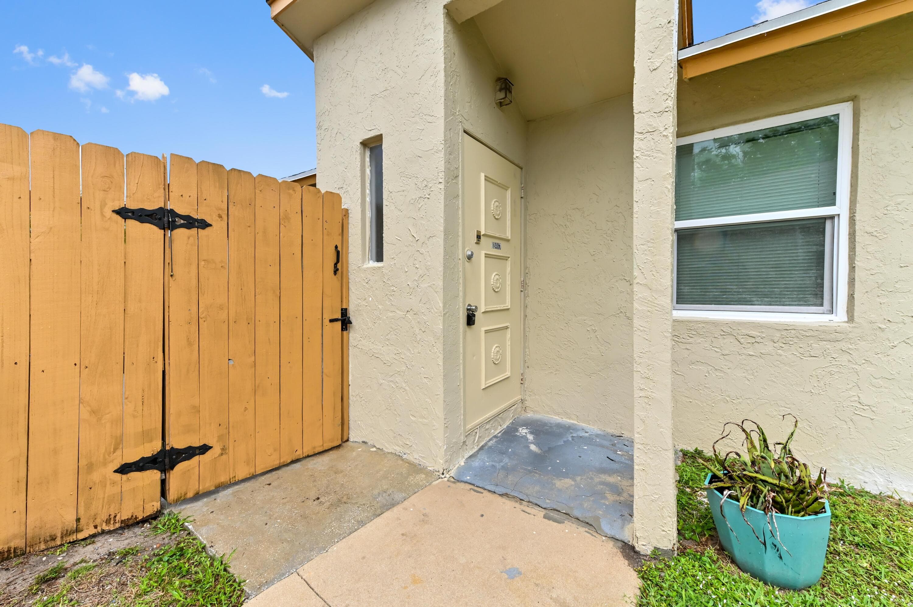 12467 Westhampton Circle, Wellington, FL 33414 — photo 3 of 21