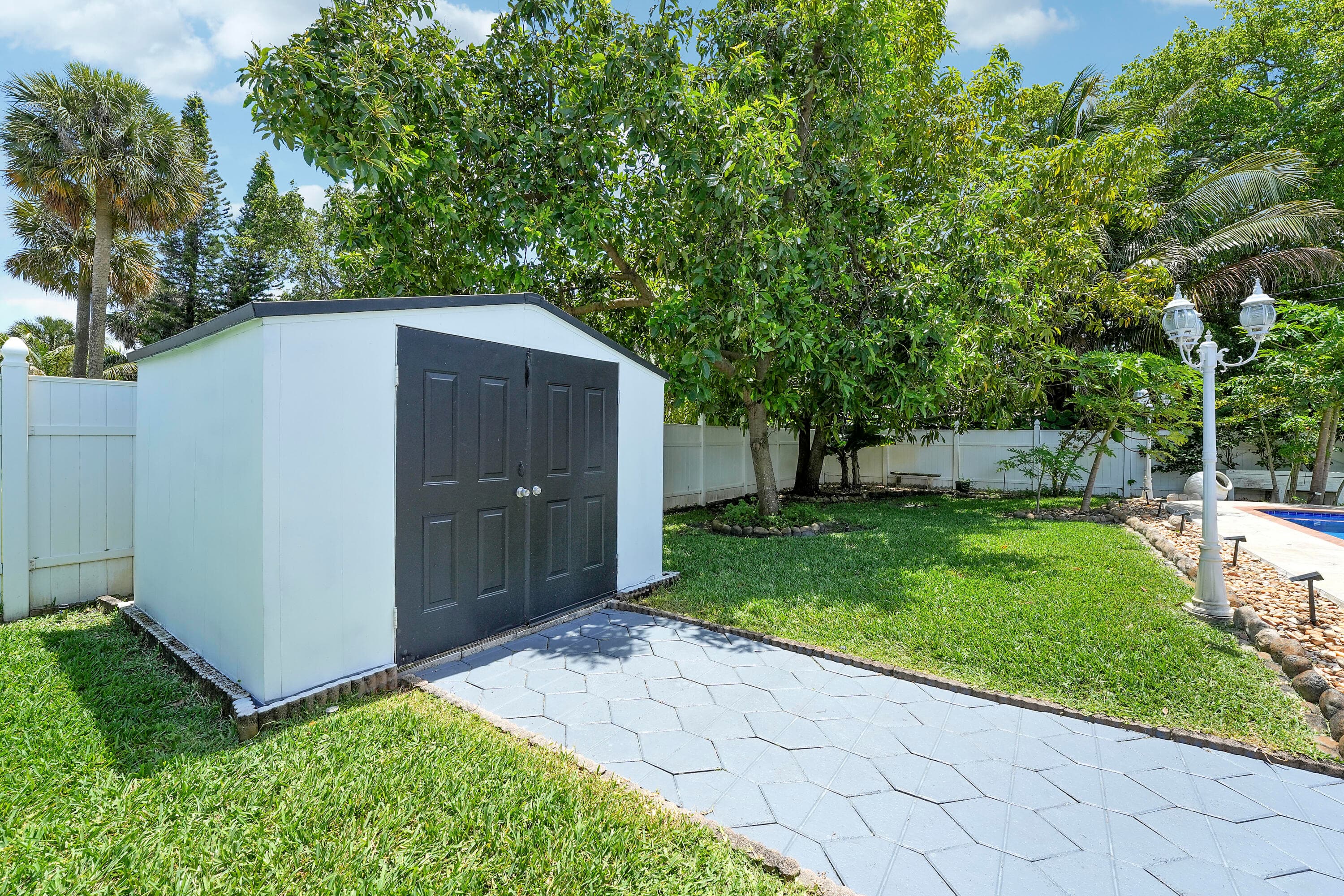1360 SW 32nd Street, Fort Lauderdale, FL 33315 — photo 47 of 58