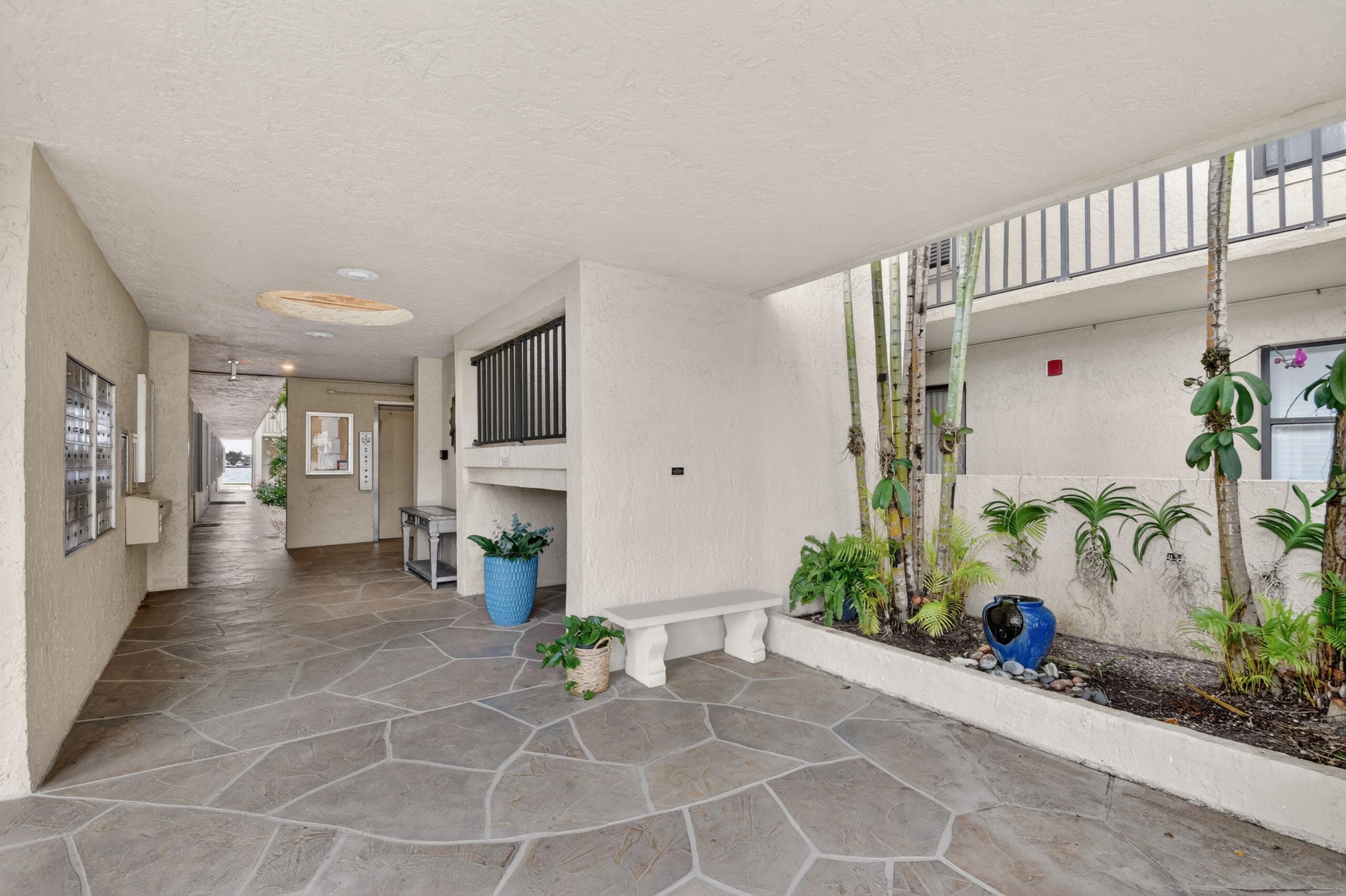 896 N Federal Highway 224, Lantana, FL 33462 — photo 43 of 45
