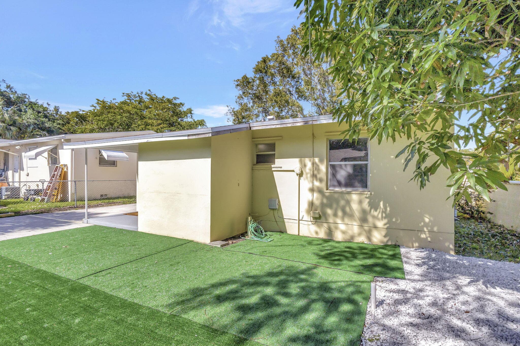510 48th Street, West Palm Beach, FL 33407 — photo 9 of 48