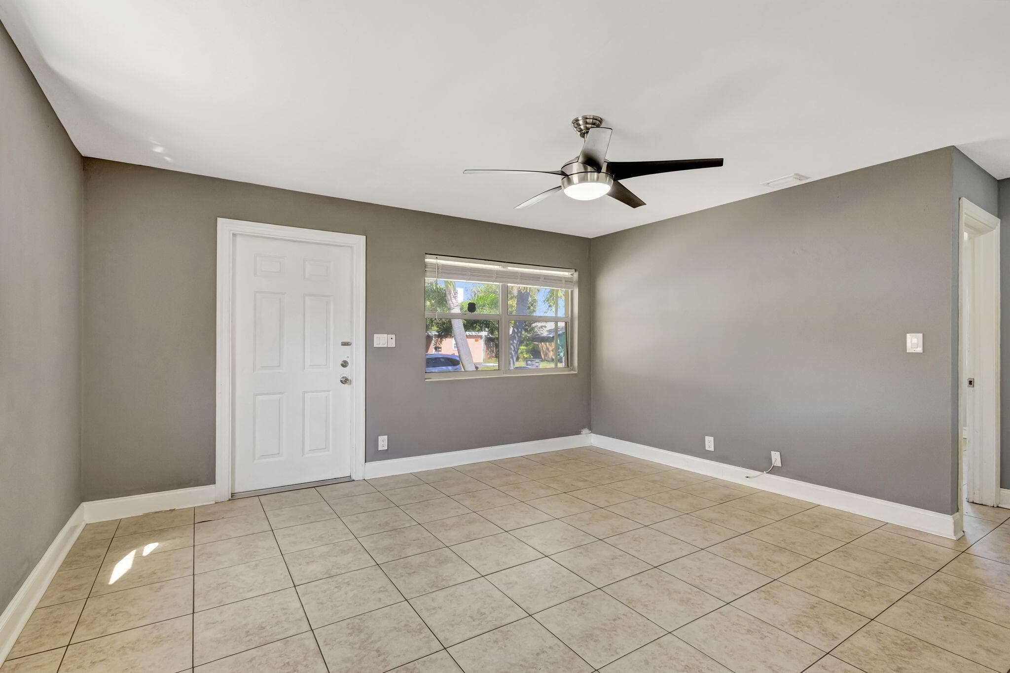 510 48th Street, West Palm Beach, FL 33407 — photo 12 of 48
