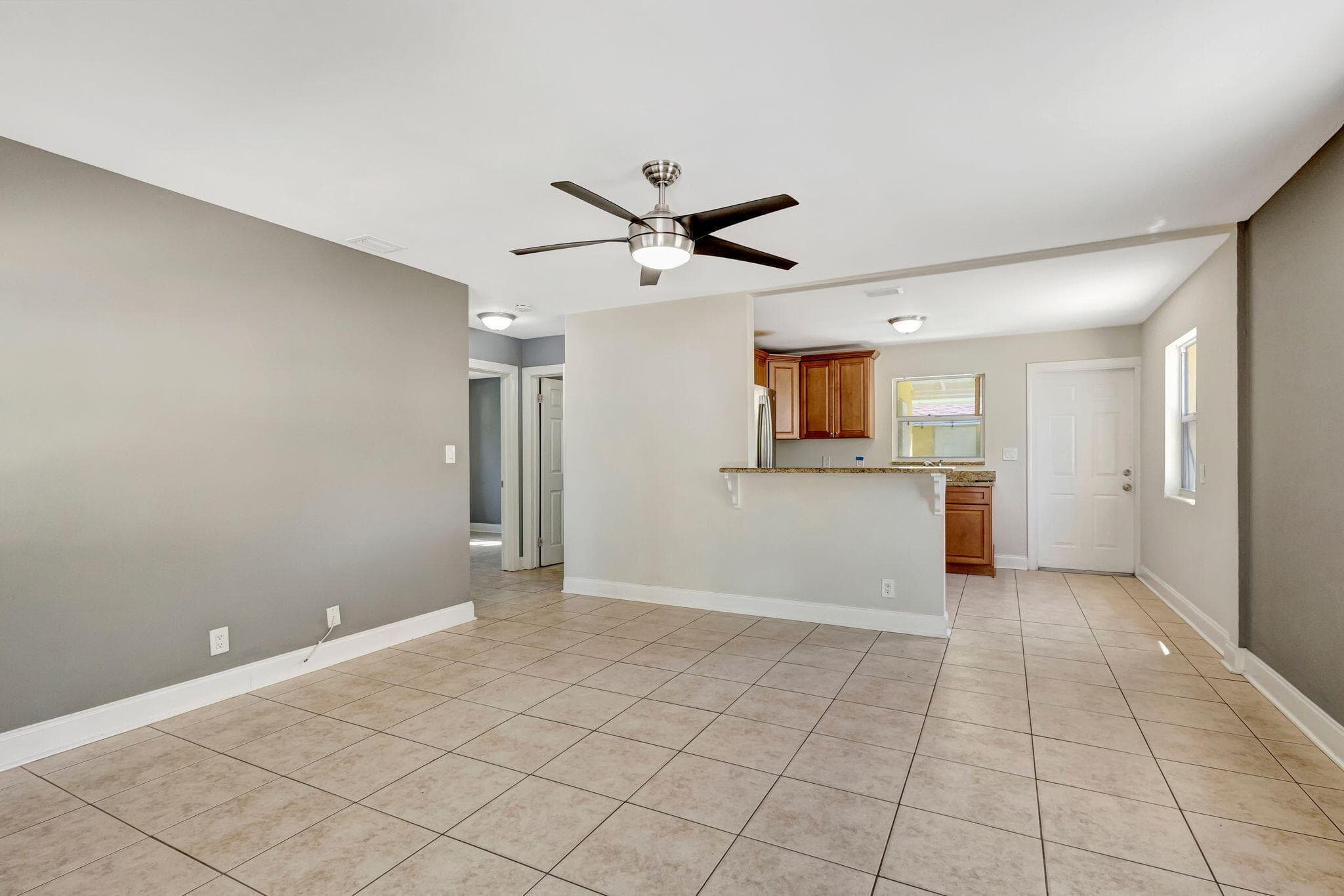510 48th Street, West Palm Beach, FL 33407 — photo 14 of 48