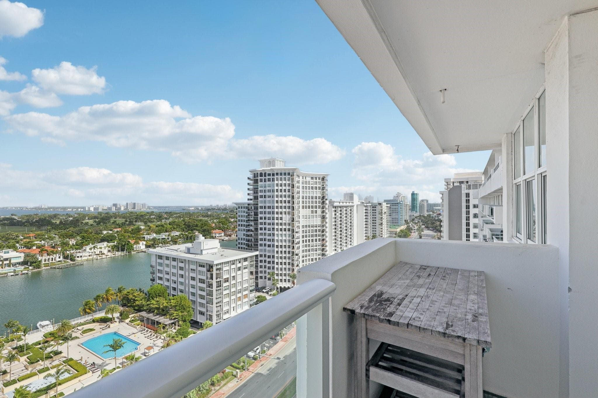 5601 Collins Avenue 1716, Miami Beach, FL 33140 — photo 6 of 42
