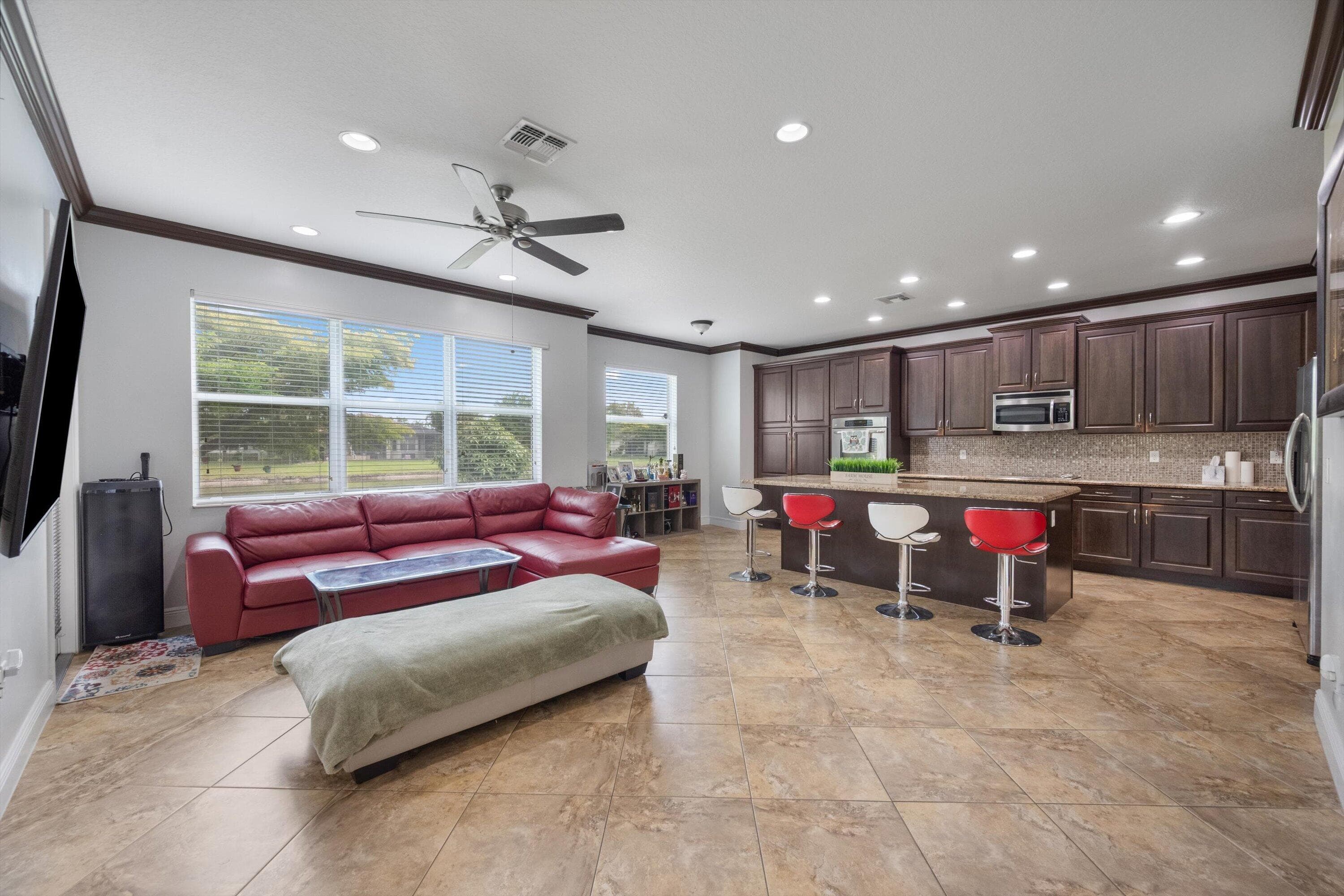 2352 Bellarosa Circle, West Palm Beach, FL 33411 — photo 7 of 36
