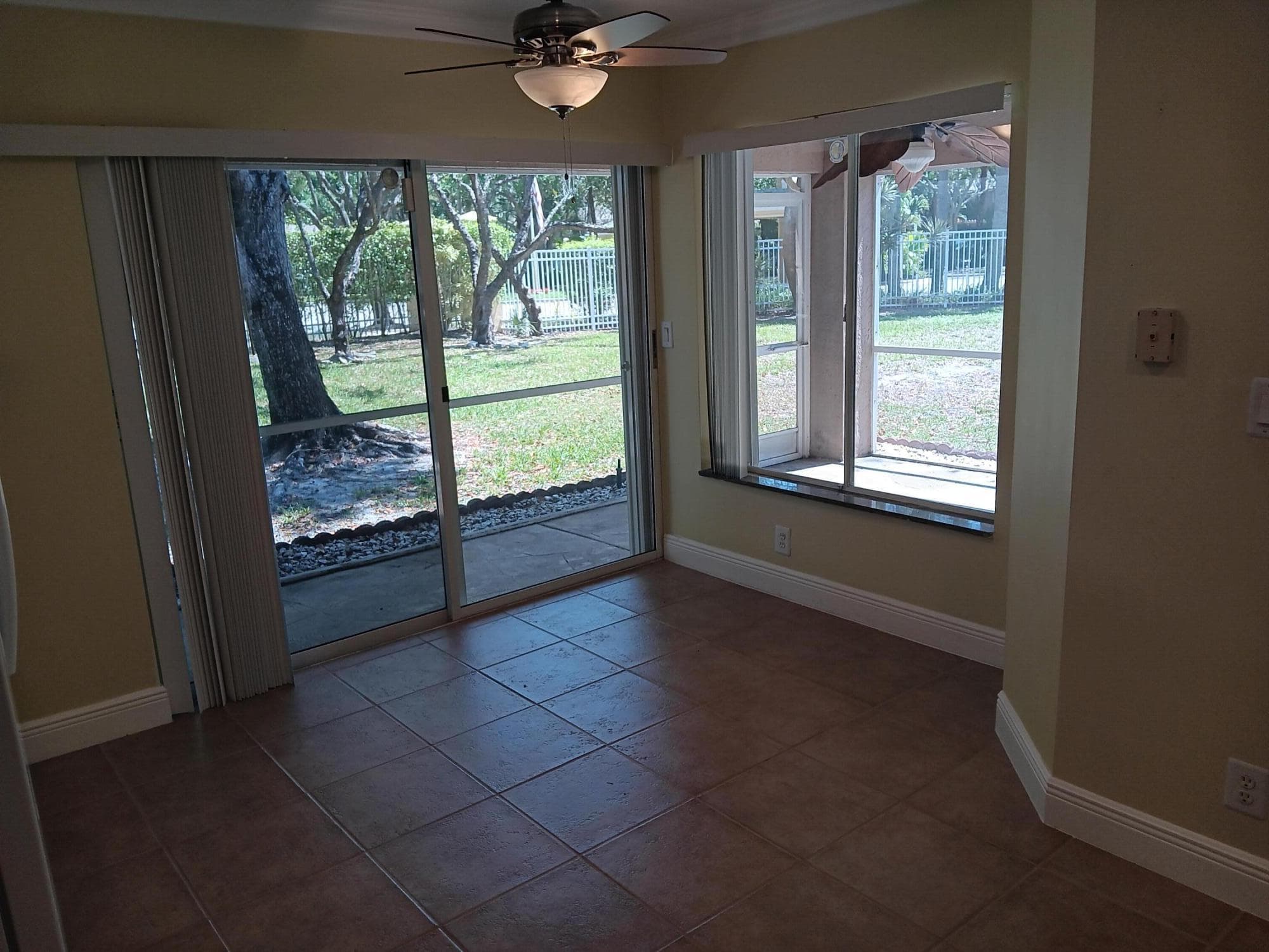 4983 W Pinemore Lane 4983, Lake Worth, FL 33463 — photo 6 of 18