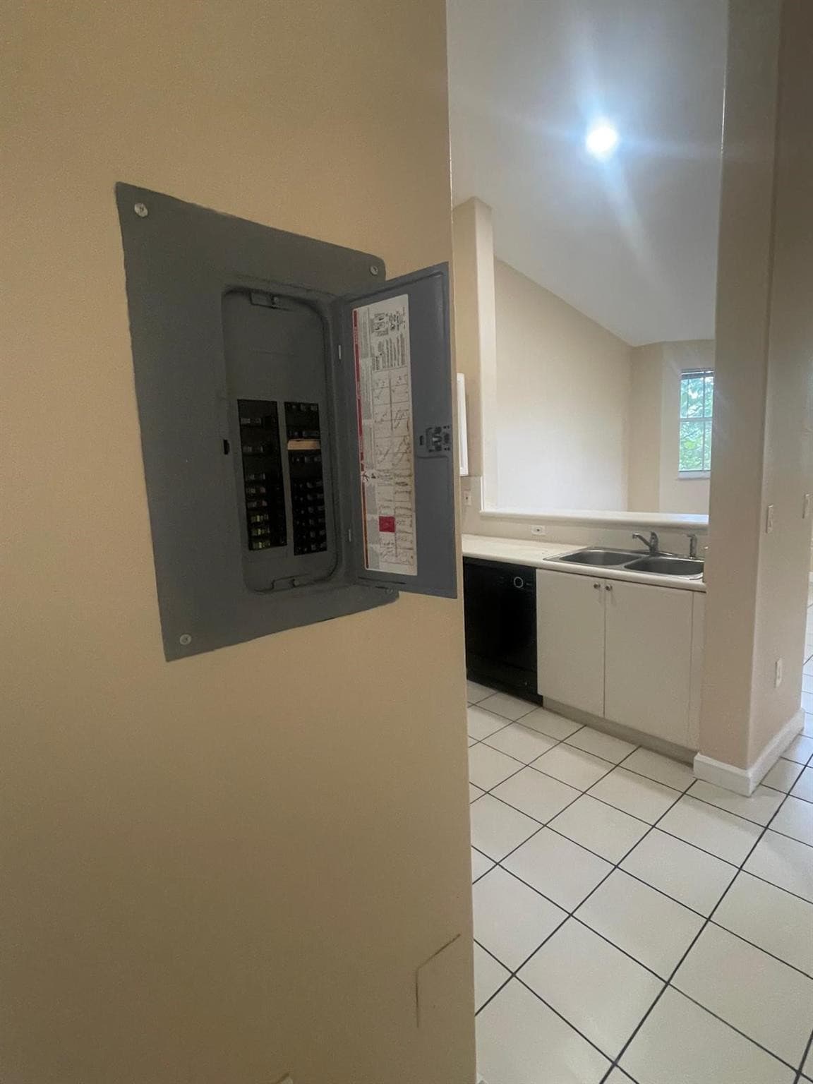 2903 SE 17th Avenue 211, Homestead, FL 33035 — photo 9 of 25