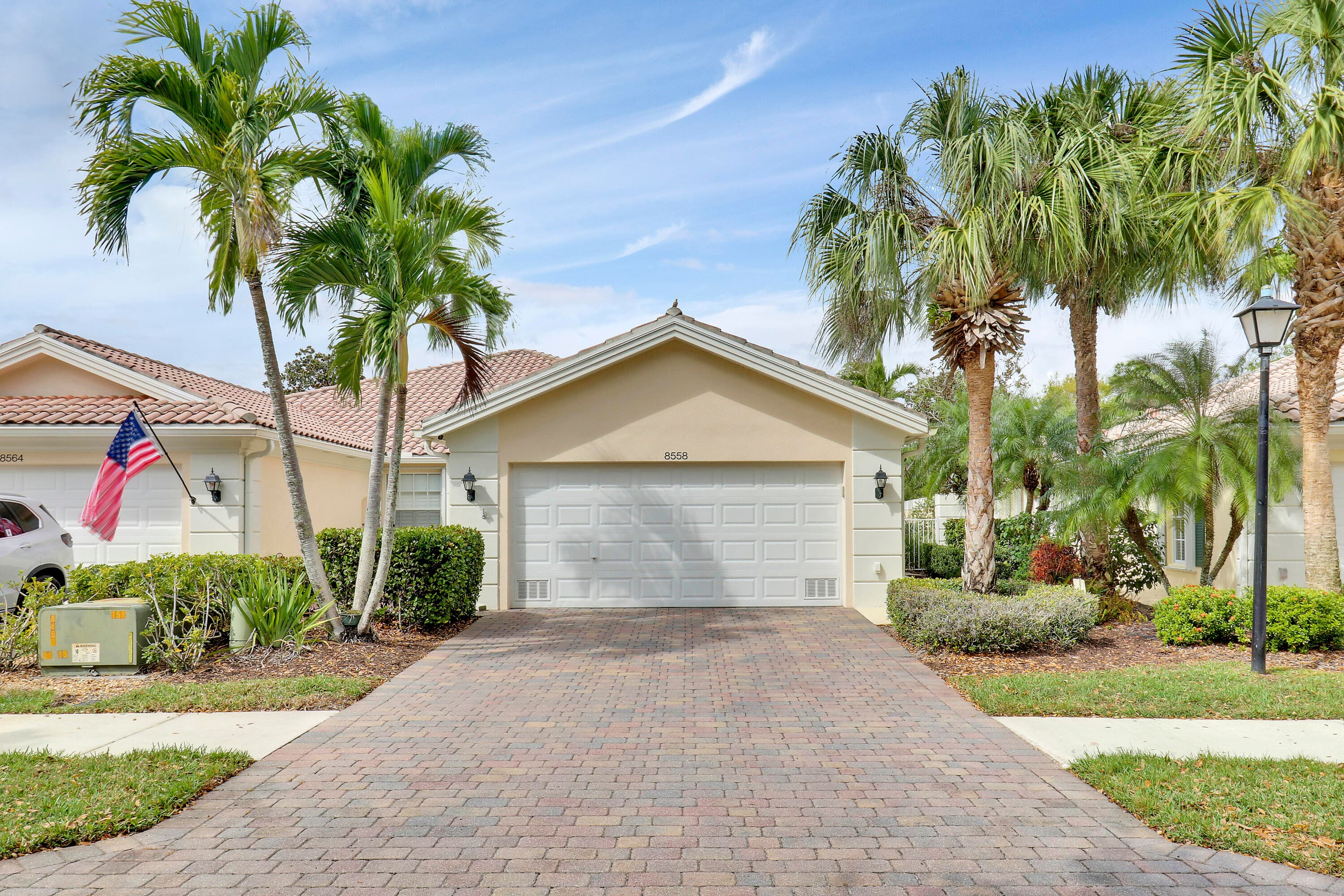 8558 SE Retreat Drive, Hobe Sound, FL 33455 — photo 1 of 45