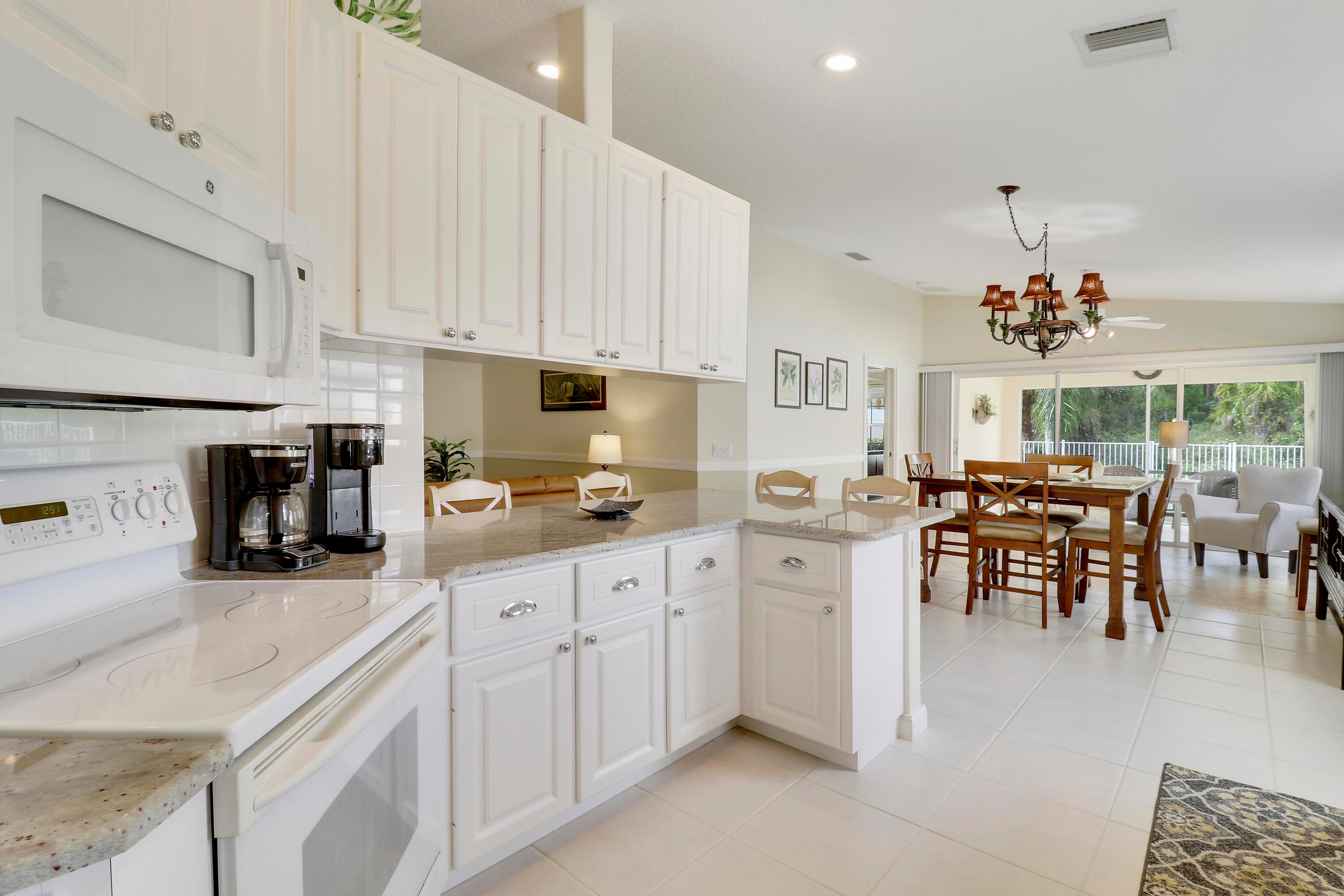 8558 SE Retreat Drive, Hobe Sound, FL 33455 — photo 17 of 45