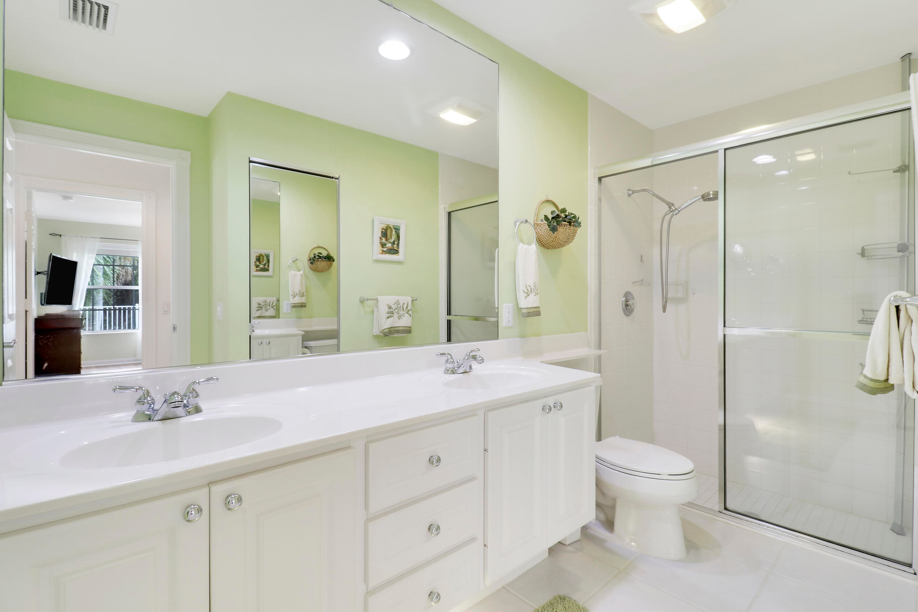 8558 SE Retreat Drive, Hobe Sound, FL 33455 — photo 28 of 45
