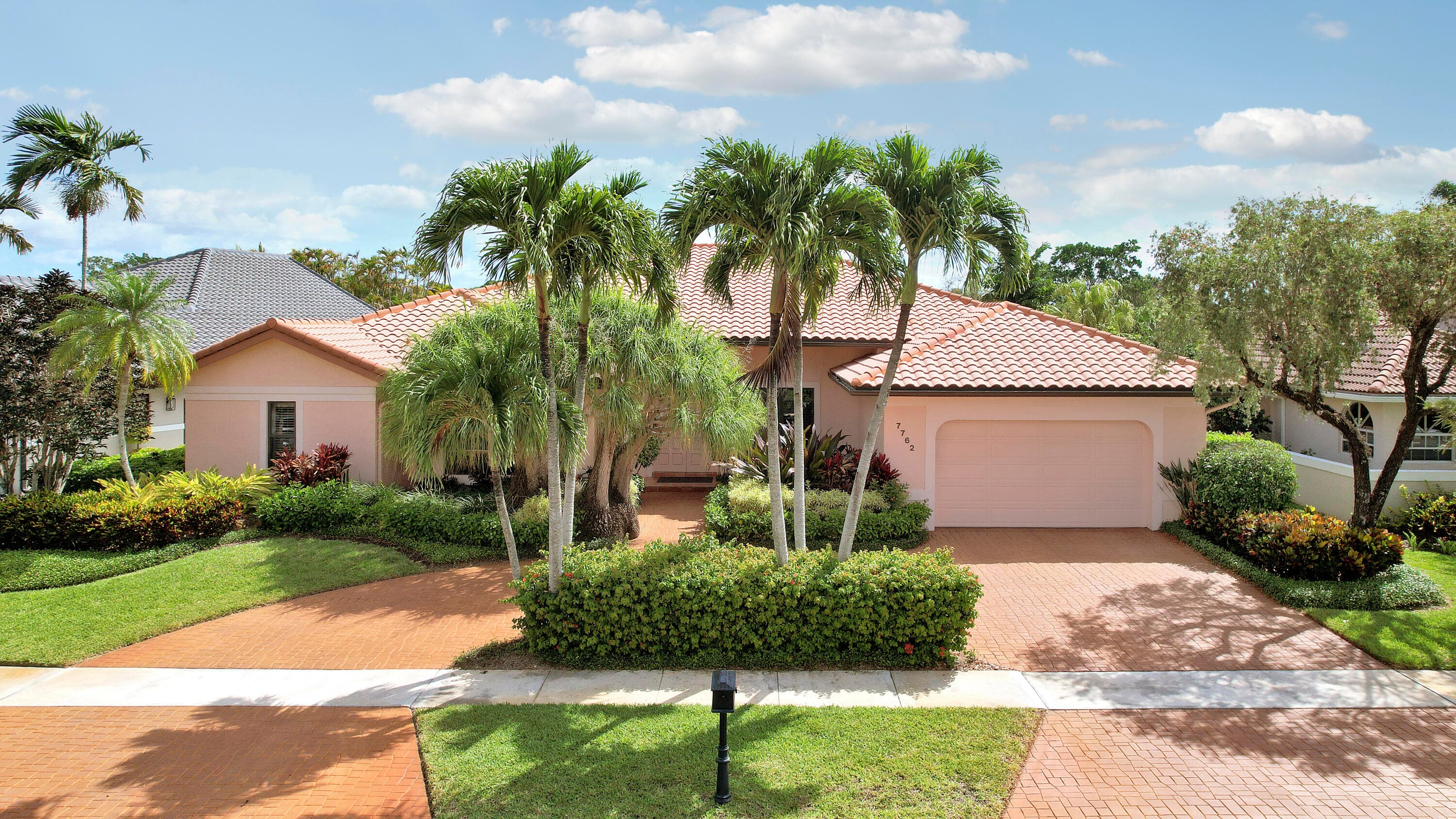 7762 La Corniche Circle, Boca Raton, FL 33433 — photo 5 of 39
