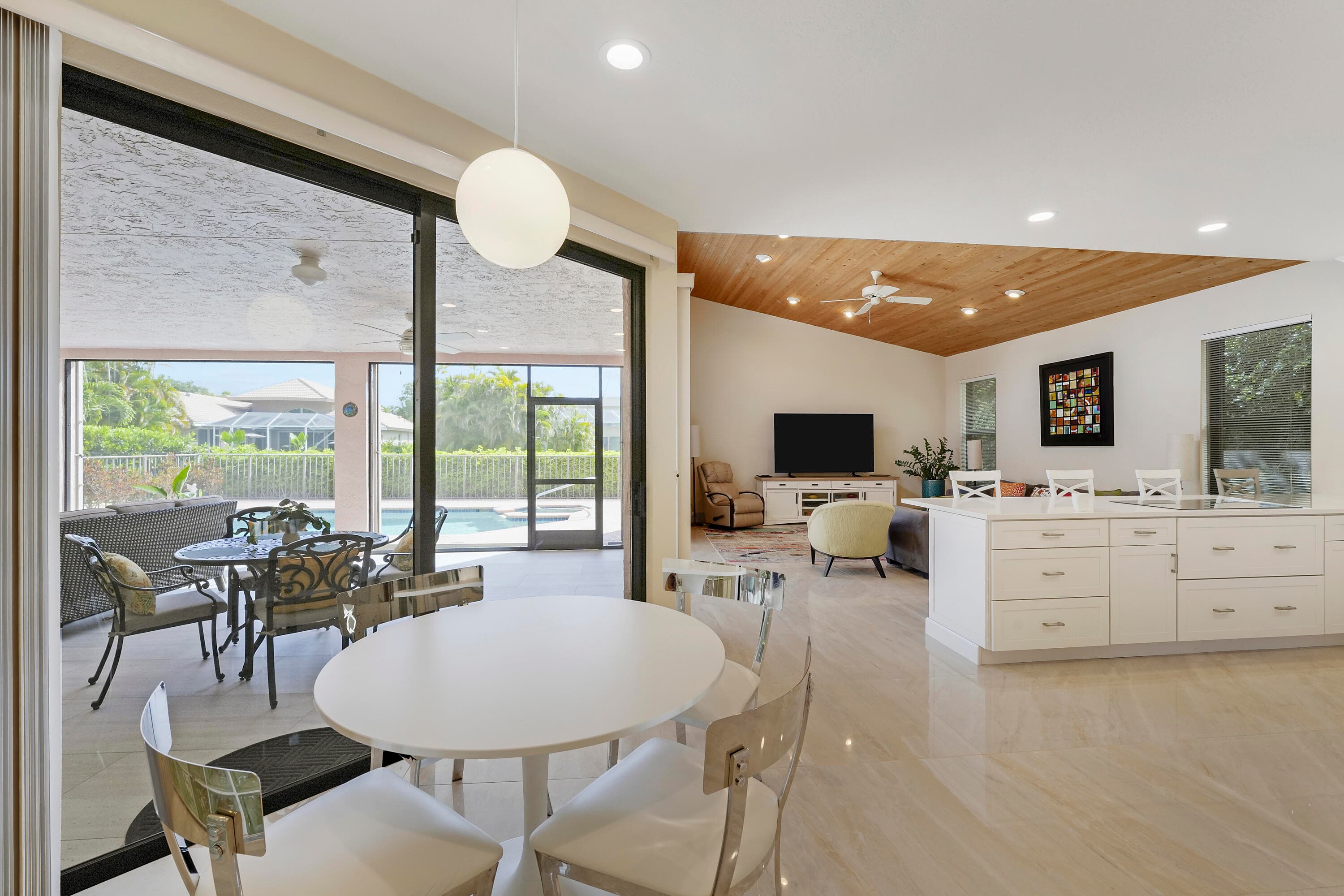 7762 La Corniche Circle, Boca Raton, FL 33433 — photo 9 of 39