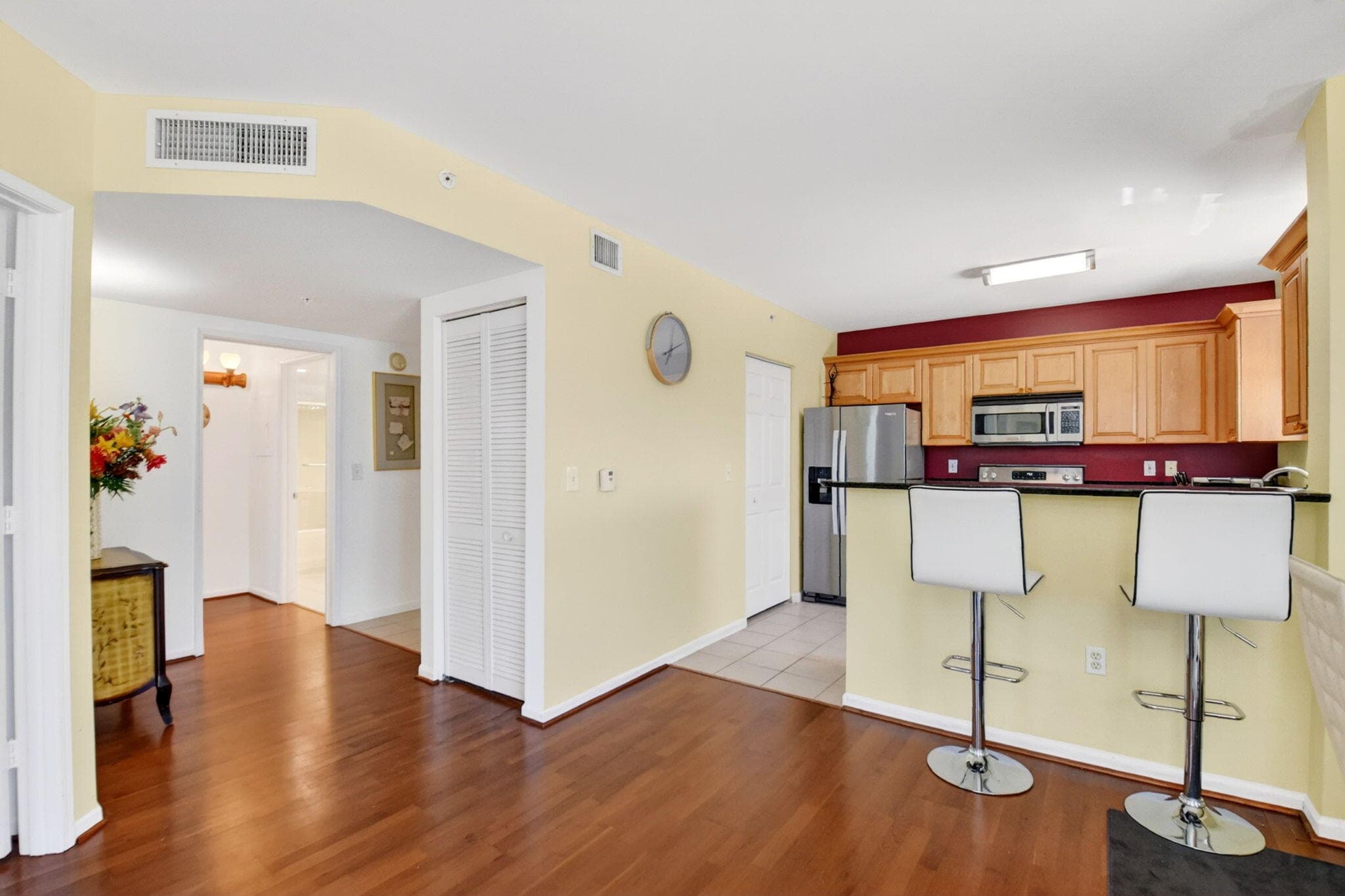 651 Okeechobee Boulevard 402, West Palm Beach, FL 33401 — photo 12 of 41