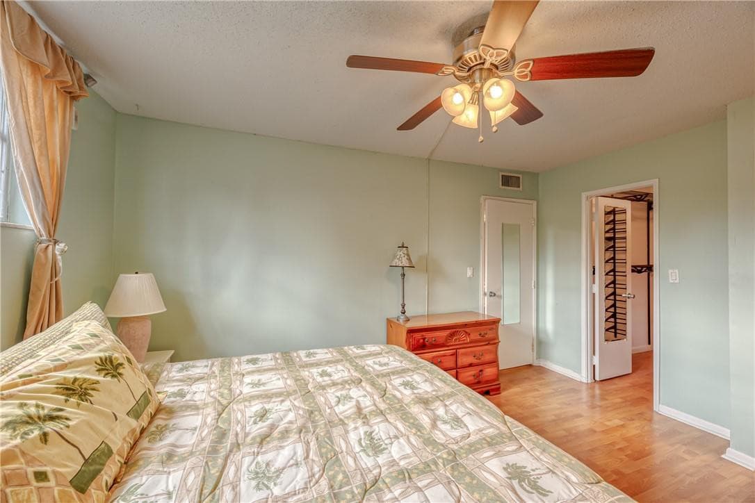 2400 NE 10th Street 204, Pompano Beach, FL 33062 — photo 15 of 27