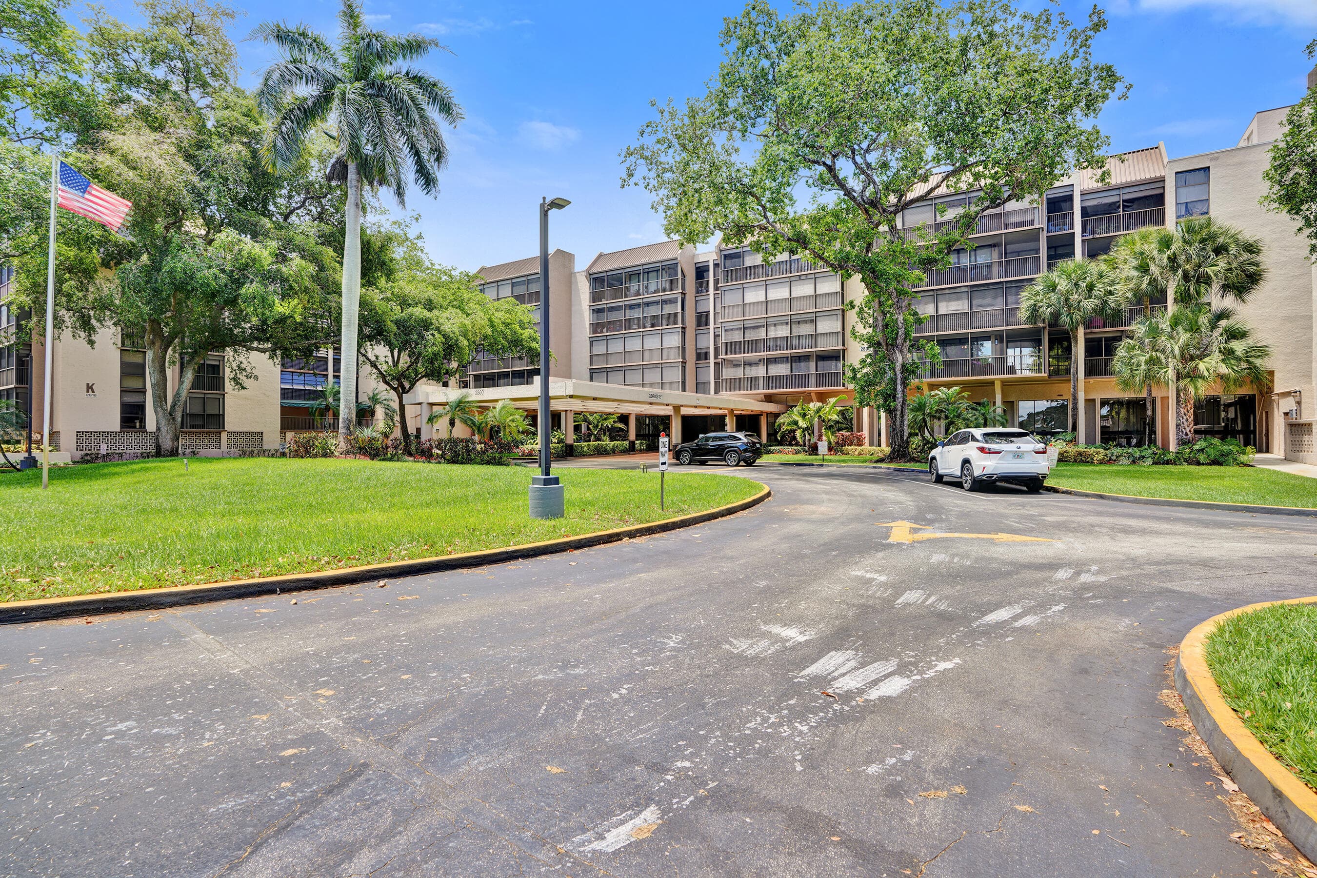 2800 N 46th Avenue A302, Hollywood, FL 33021 — photo 33 of 34