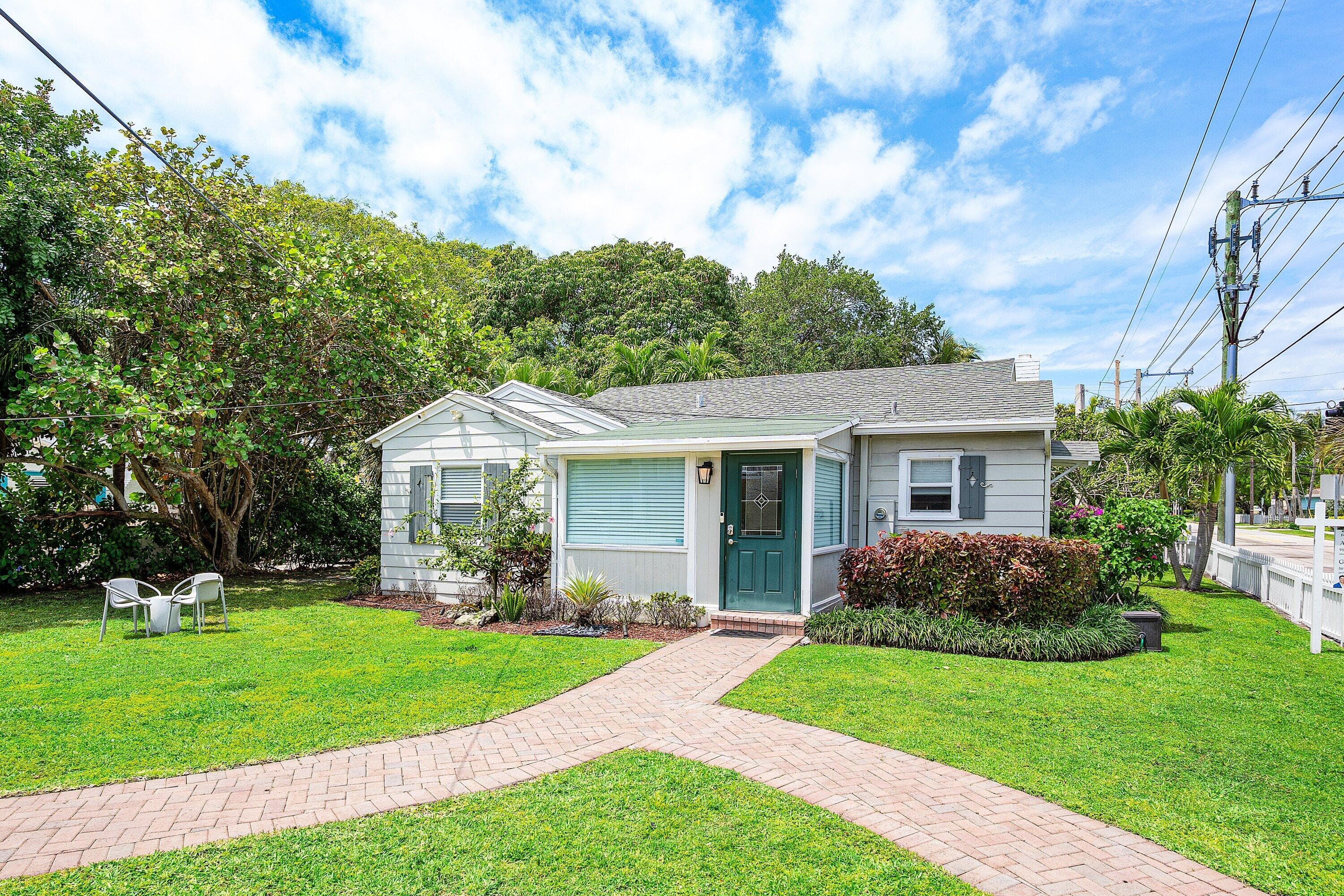 145 N Swinton Avenue, Delray Beach, FL 33444 — photo 23 of 36