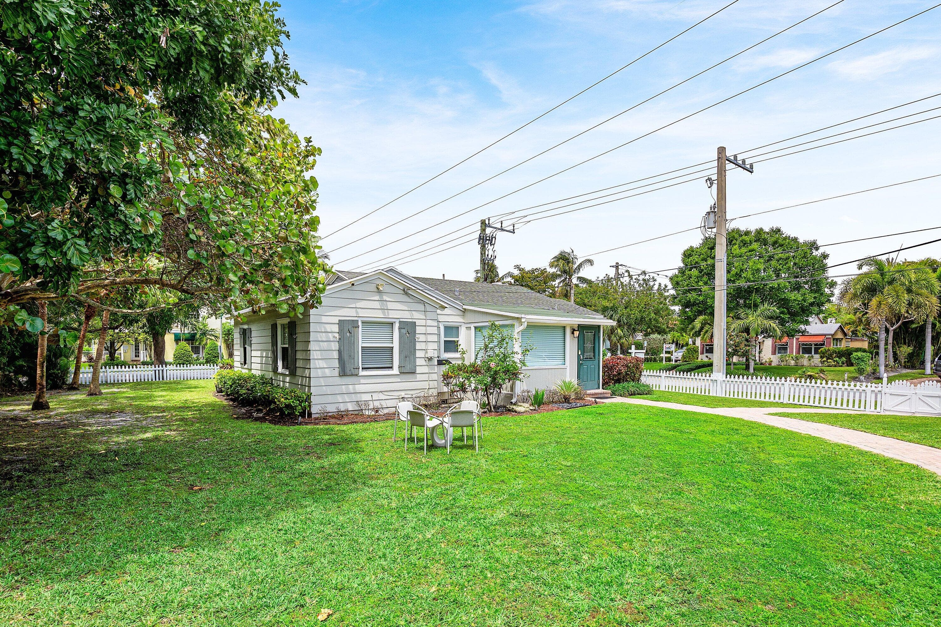 145 N Swinton Avenue, Delray Beach, FL 33444 — photo 28 of 36