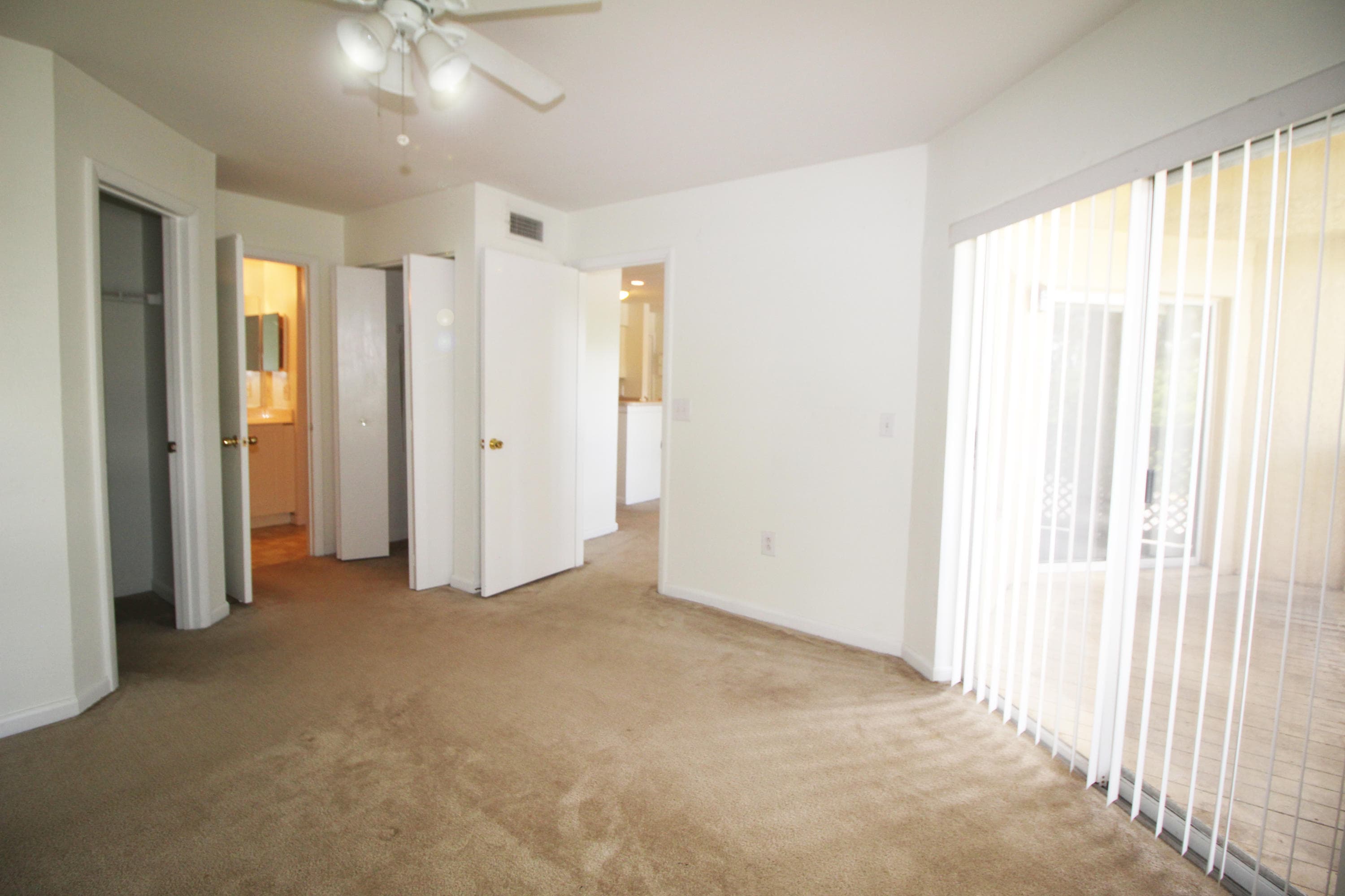 4823 Via Palm Lakes 1315, West Palm Beach, FL 33417 — photo 5 of 10