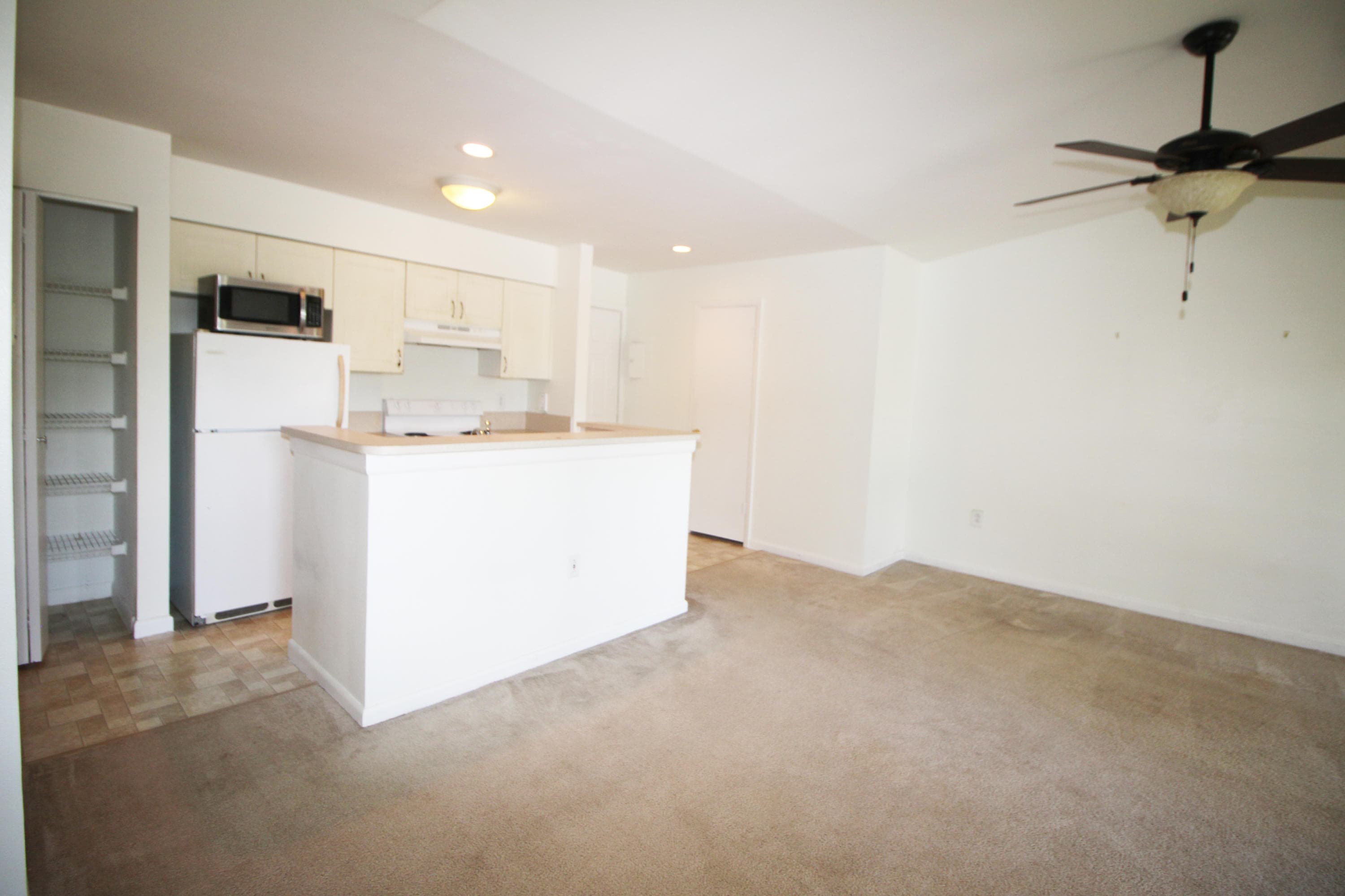 4823 Via Palm Lakes 1315, West Palm Beach, FL 33417 — photo 6 of 10