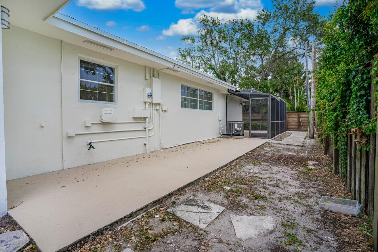 276 SW 7th Avenue, Boca Raton, FL 33486 — photo 38 of 44