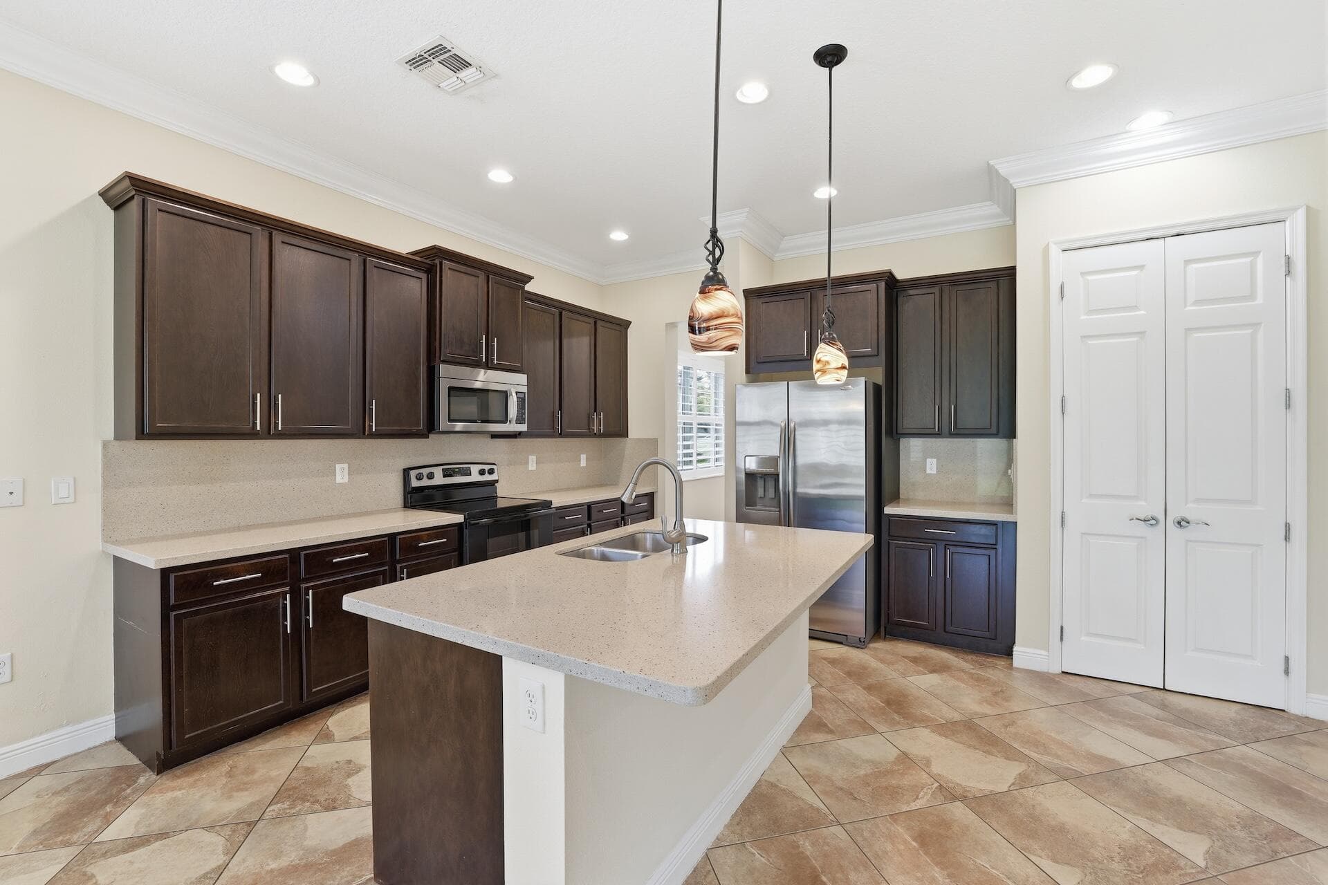 2106 Belcara Court, West Palm Beach, FL 33411 — photo 11 of 36