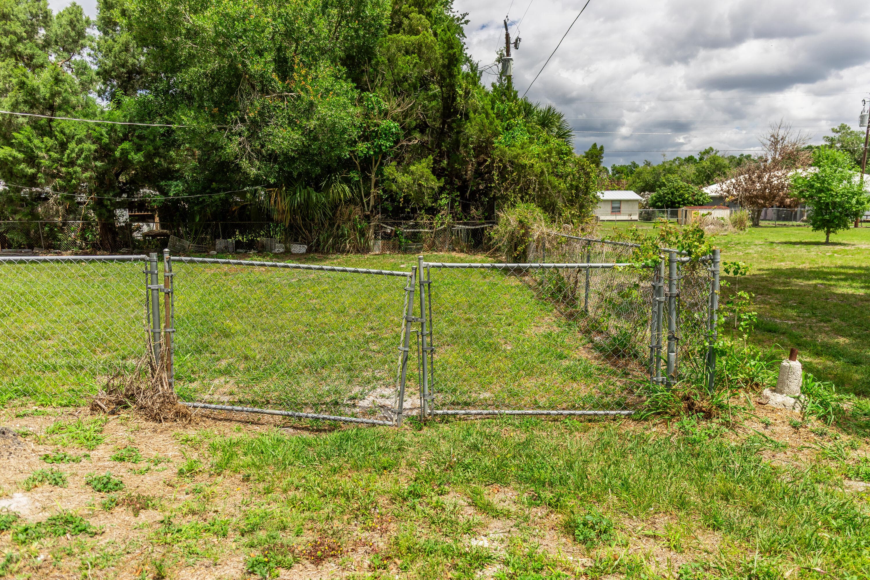 612 SW 9th Street, Okeechobee, FL 34974 — photo 10 of 52