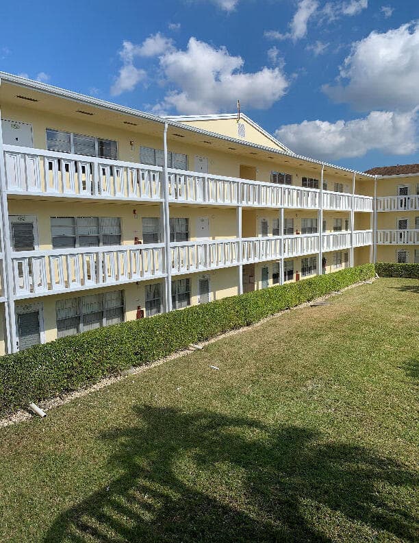 227 Dorset F, Boca Raton, FL 33434 — photo 12 of 12