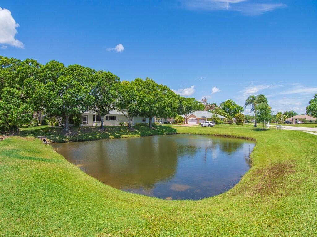 6535 35th Place, Vero Beach, FL 32966 — photo 6 of 38