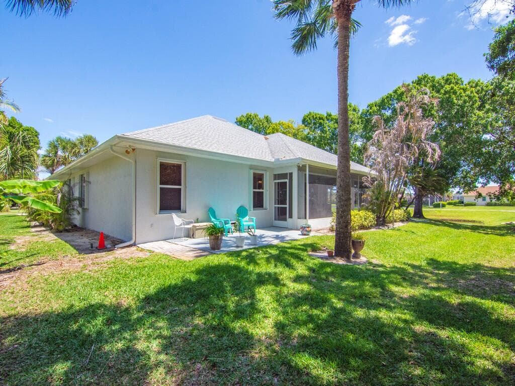 6535 35th Place, Vero Beach, FL 32966 — photo 9 of 38