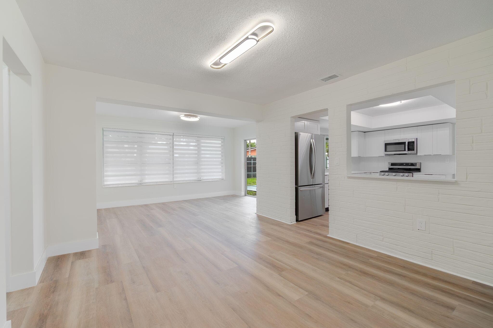 7230 Dilido Boulevard, Miramar, FL 33023 — photo 12 of 28