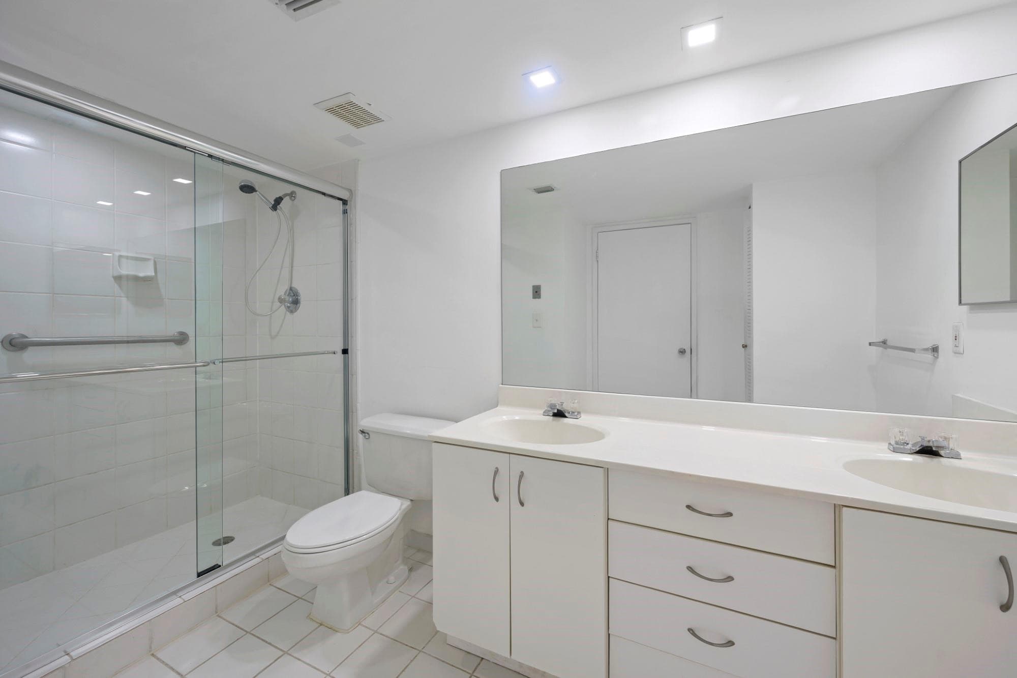 3300 NE 192nd Street 915, Aventura, FL 33180 — photo 5 of 27